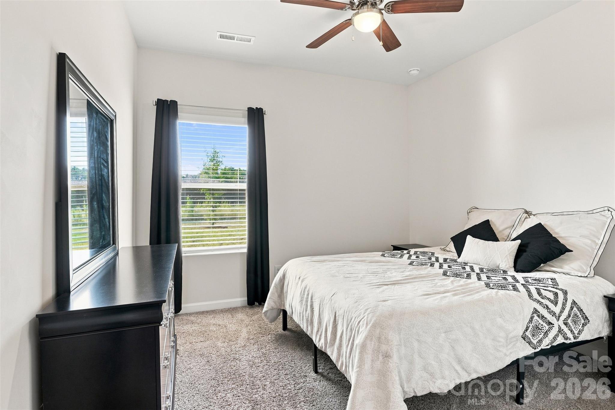 Single Family Residence at 11416 Solstice Way, Huntersville, photo 15 of 36