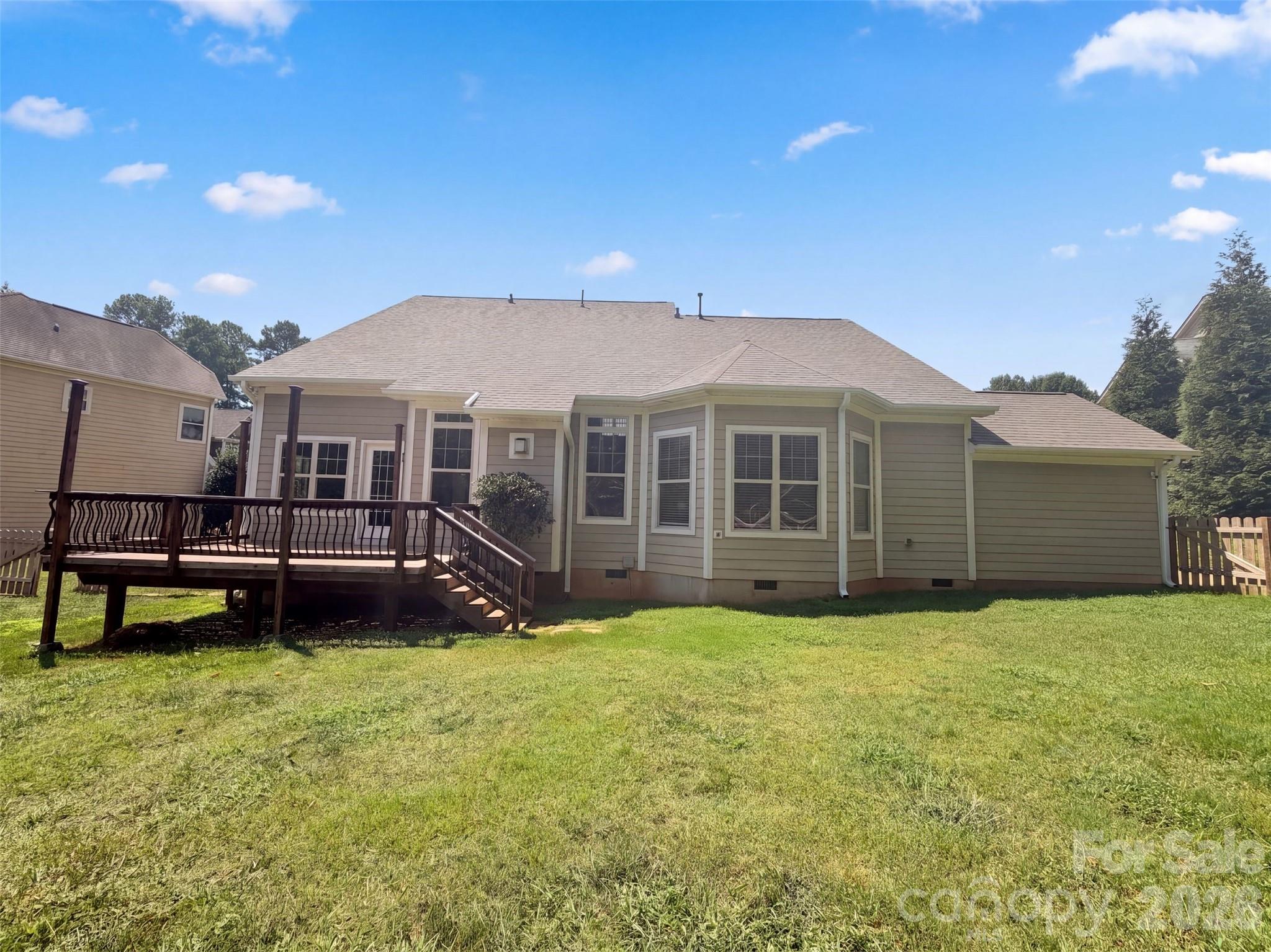 Single Family Residence at 131 Lakeshore Hills Drive, Mooresville, photo 5 of 17