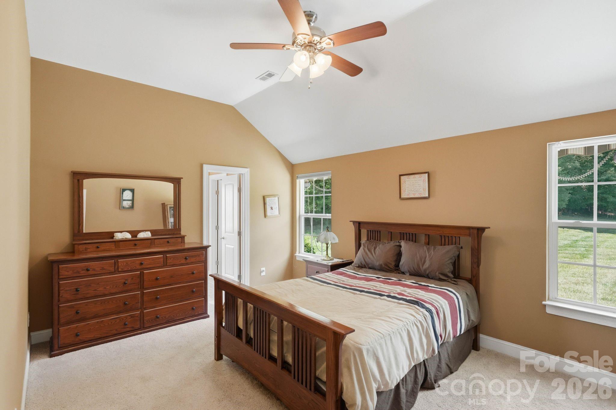 Single Family Residence at 107 E Vista View Place, Mooresville, photo 10 of 46
