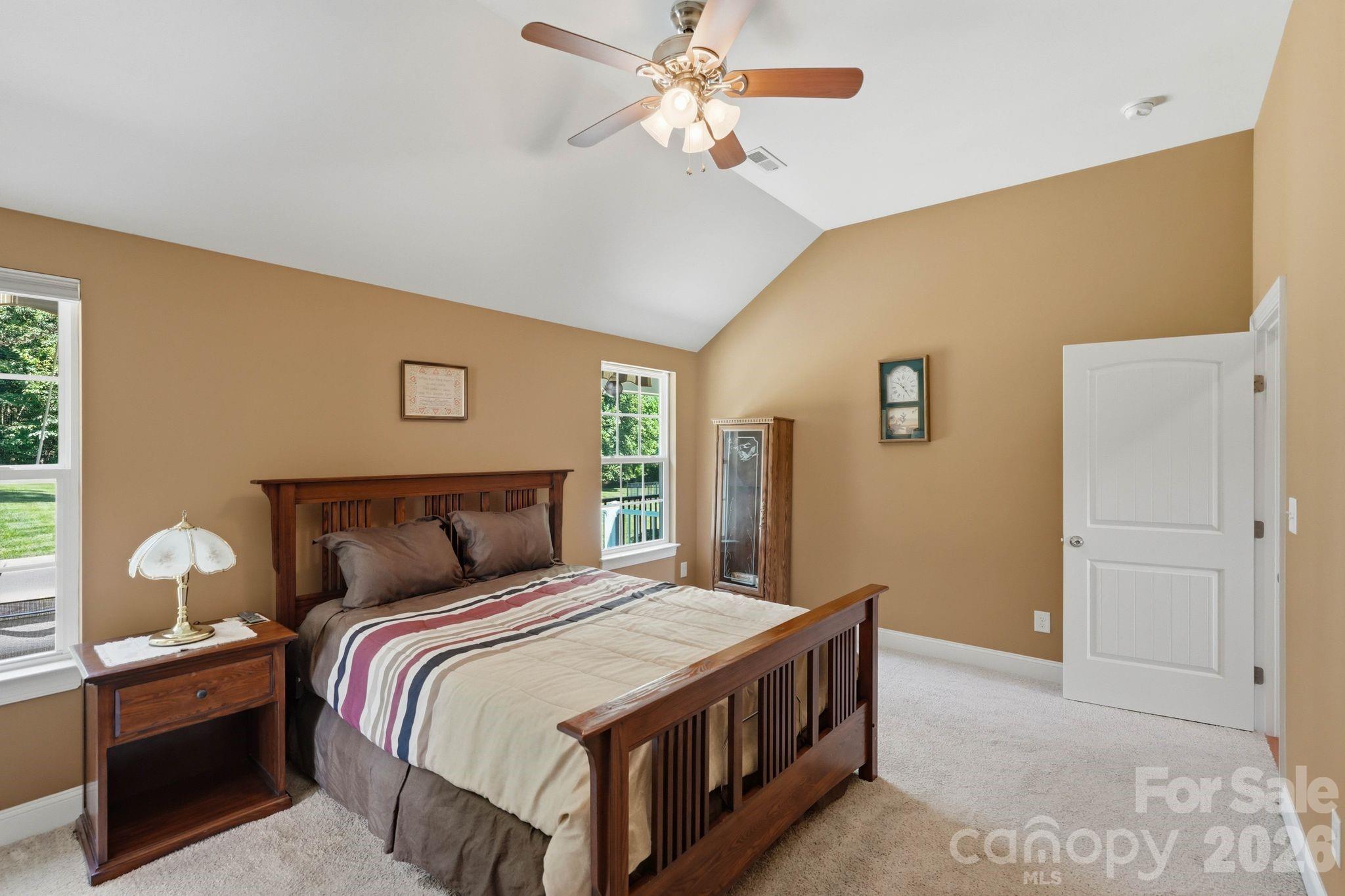 Single Family Residence at 107 E Vista View Place, Mooresville, photo 11 of 46