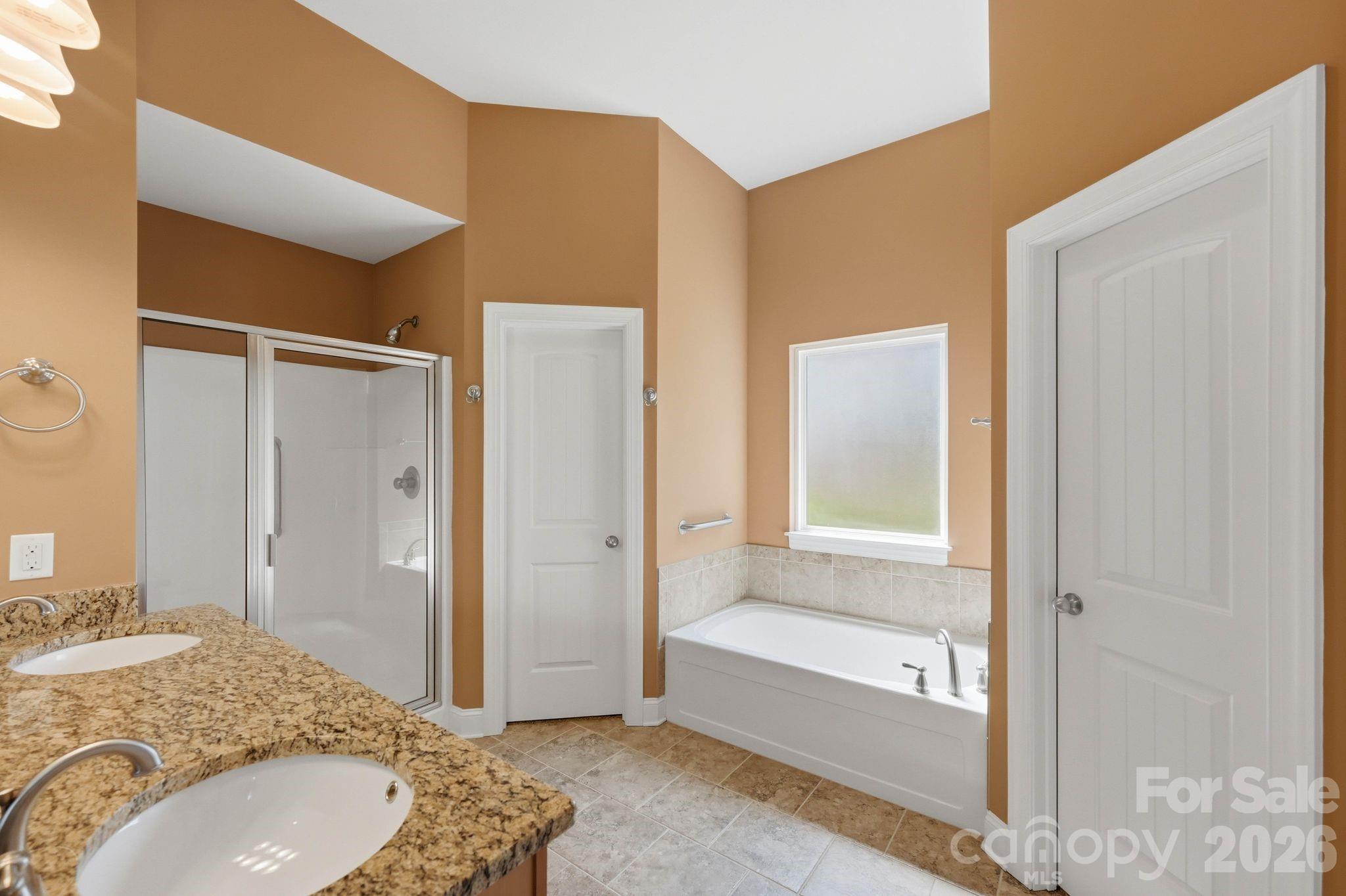 Single Family Residence at 107 E Vista View Place, Mooresville, photo 15 of 46