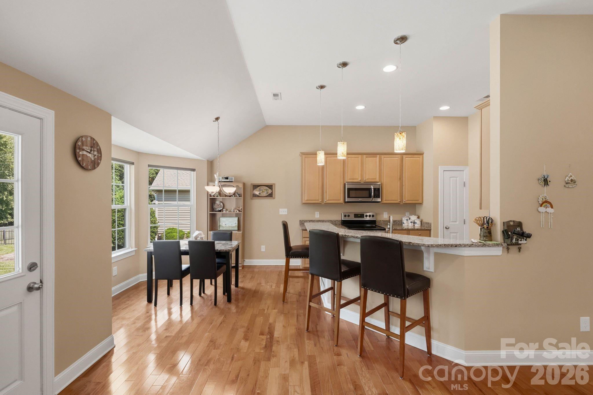 Single Family Residence at 107 E Vista View Place, Mooresville, photo 23 of 46
