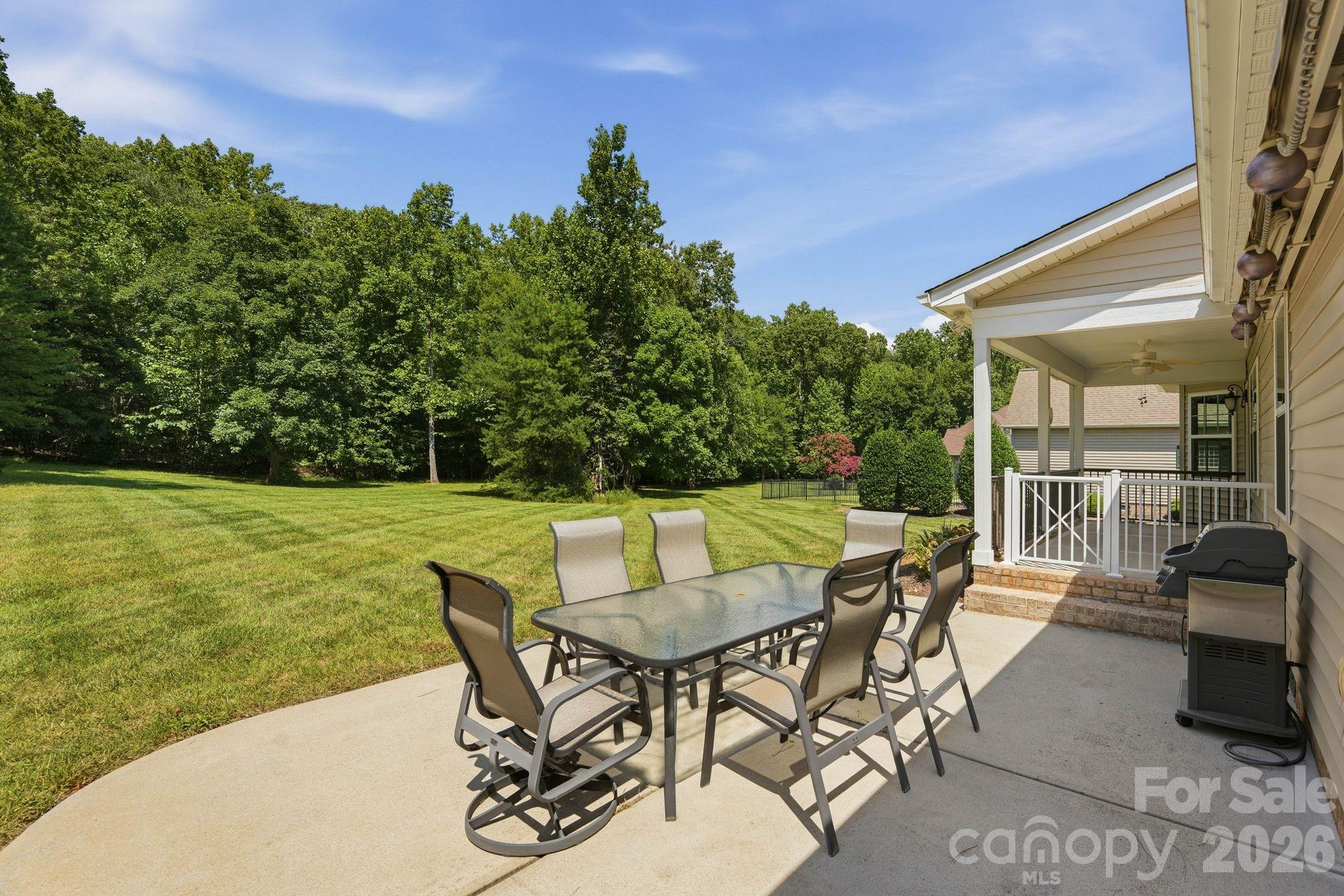 Single Family Residence at 107 E Vista View Place, Mooresville, photo 39 of 46