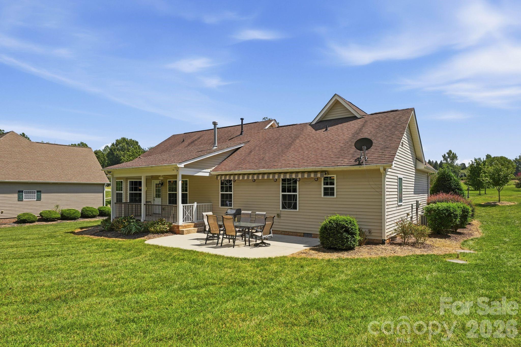 Single Family Residence at 107 E Vista View Place, Mooresville, photo 42 of 46