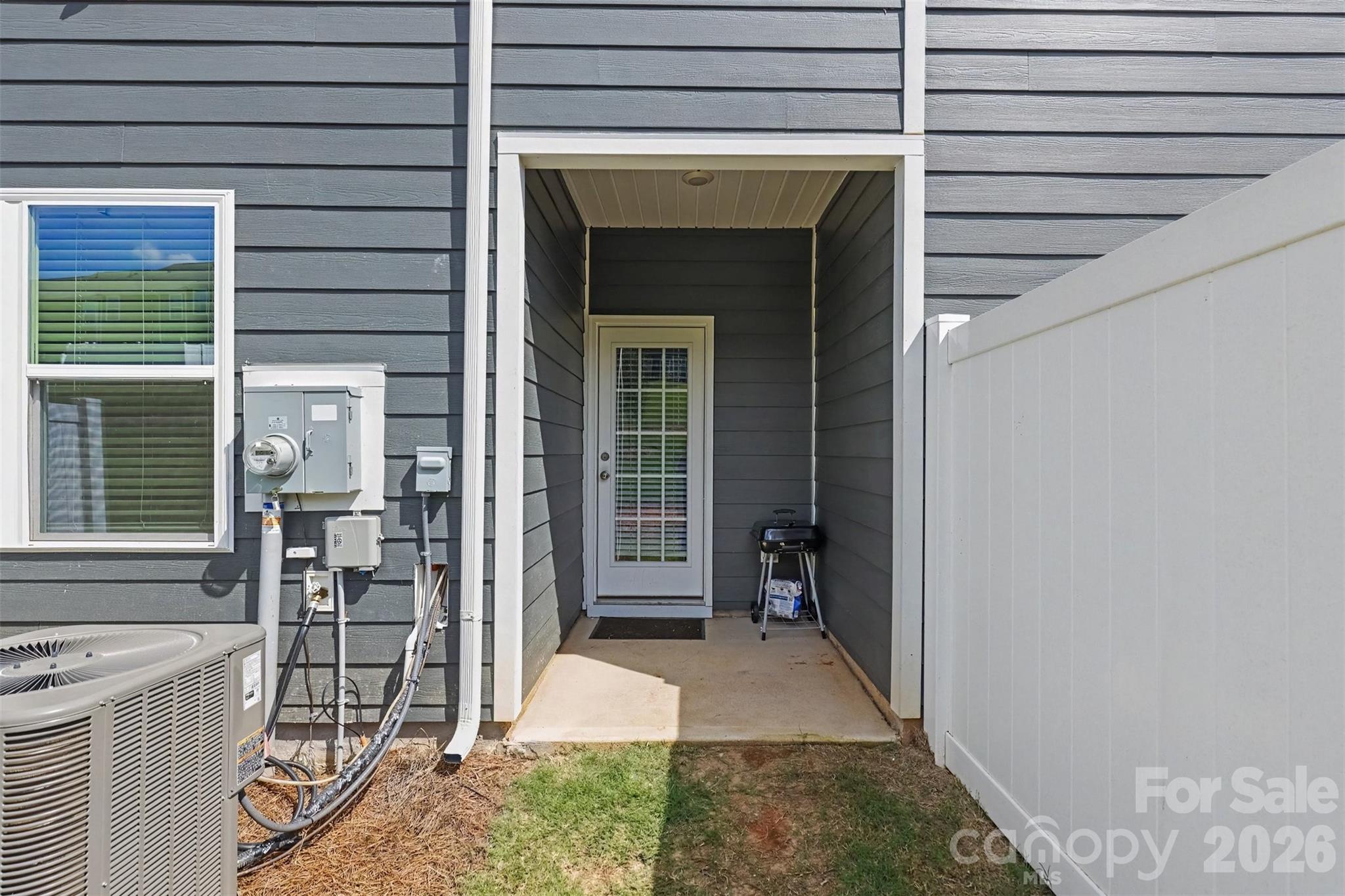 Townhouse at 760 Wagon Cross Court, York, photo 30 of 32
