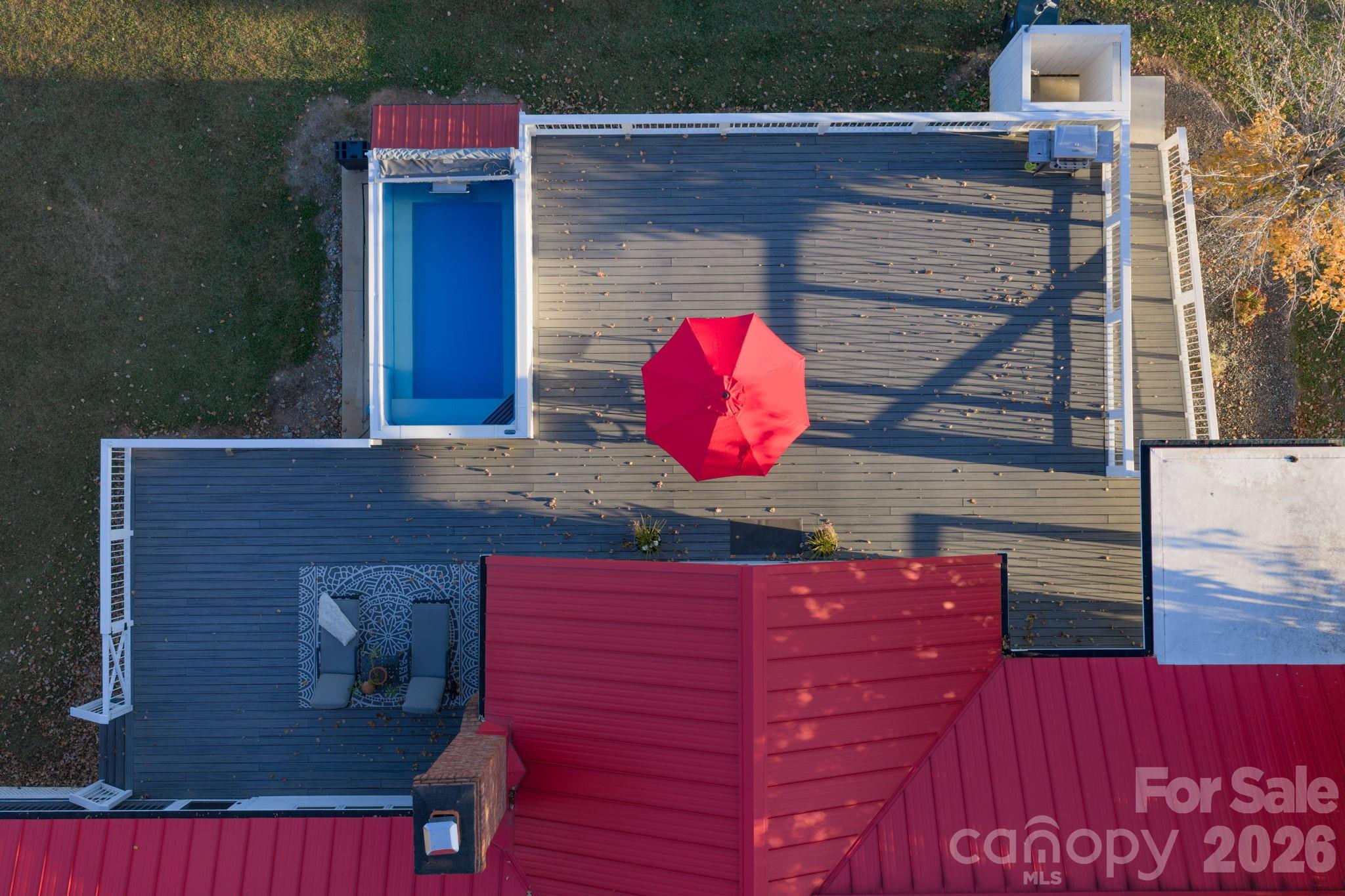 Expansive deck overlooking back pasture and ponds - 1260 Beaver Island Trail Road, Walnut Cove