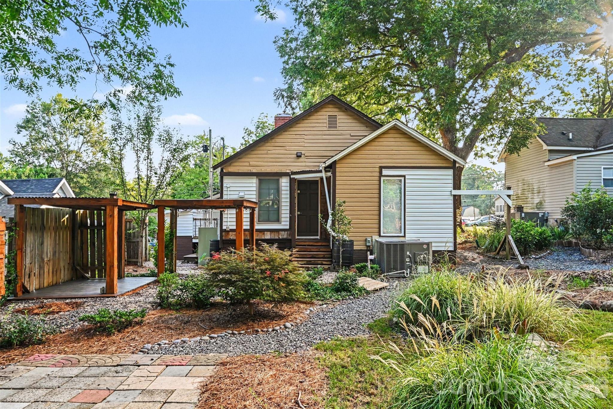 Single Family Residence at 237 Simpson Drive NE, Concord, photo 23 of 27
