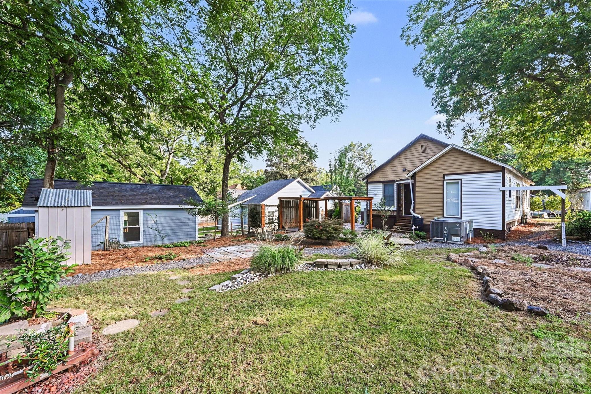 Single Family Residence at 237 Simpson Drive NE, Concord, photo 24 of 27