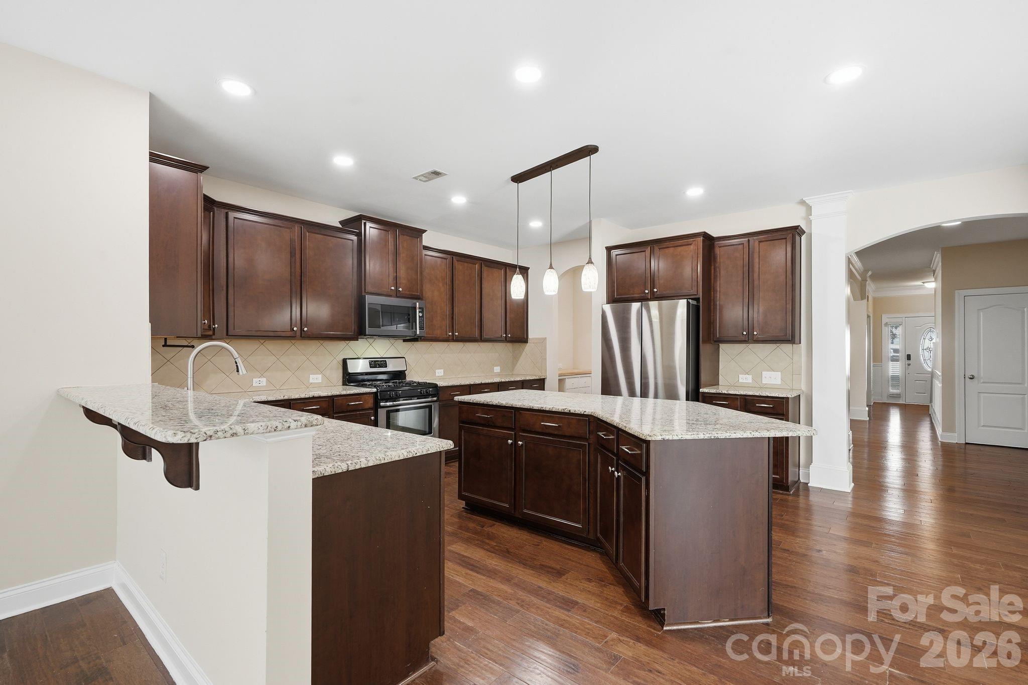 Single Family Residence at 347 Windy Pine Drive, Clover, photo 4 of 33