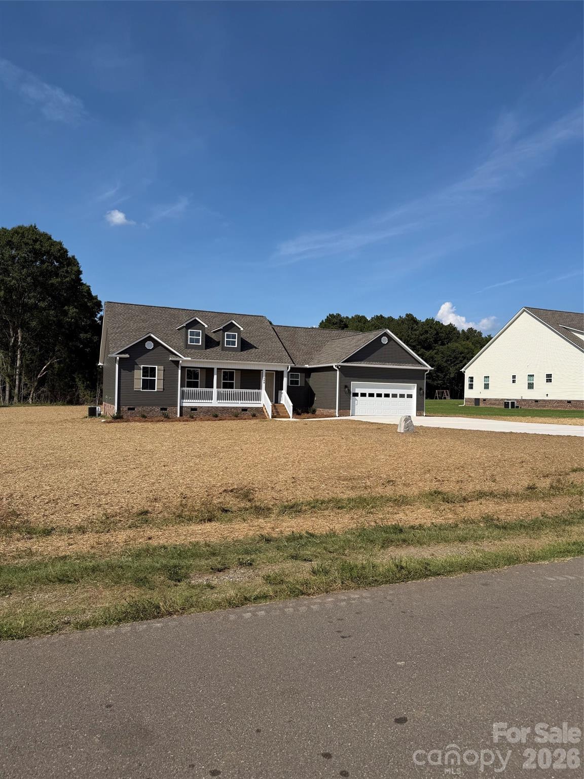 Single Family Residence at 148 Mason Tanner Court, Rock Hill, photo 2 of 25