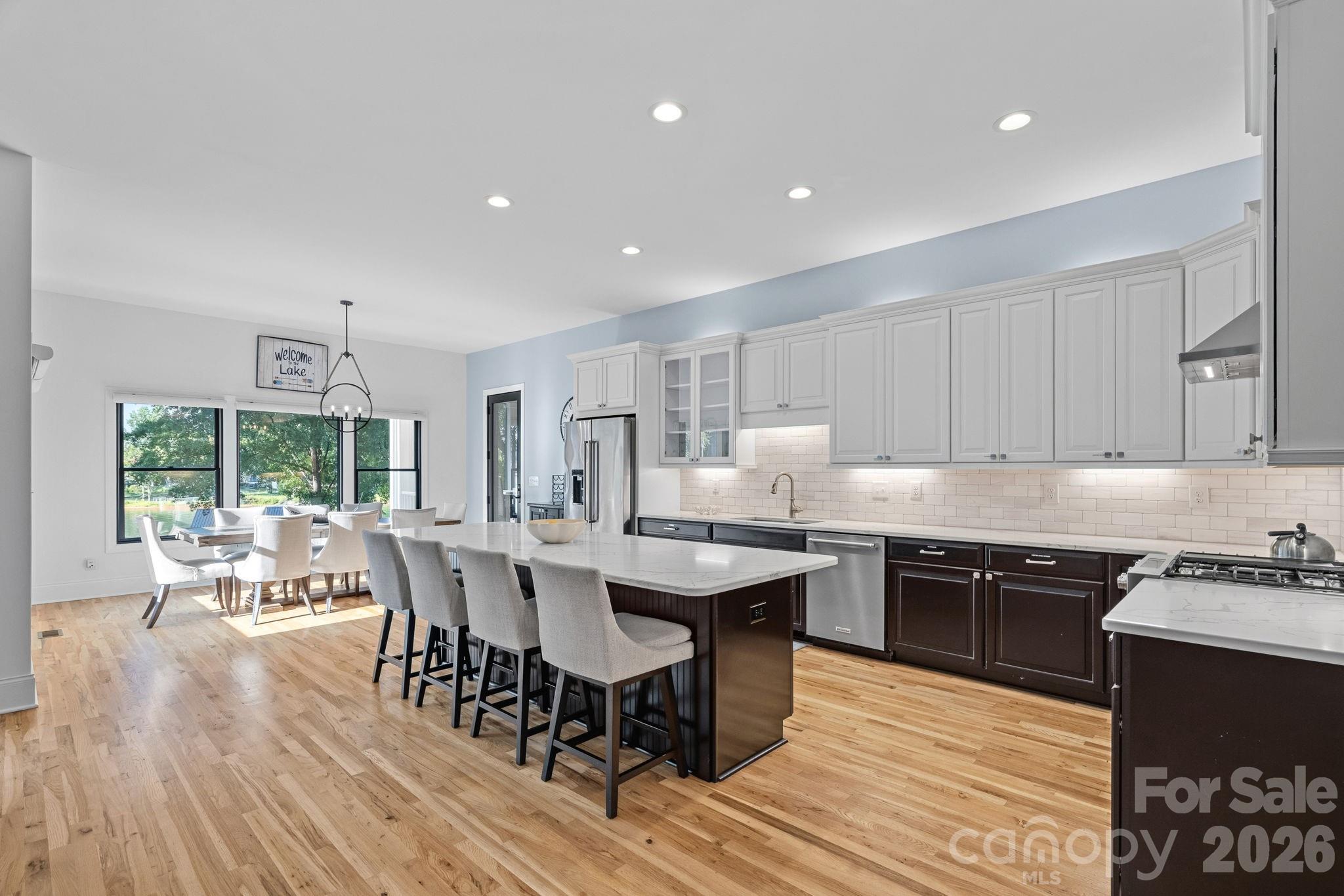 Single Family Residence at 160 Malibu Road, Mooresville, photo 7 of 48