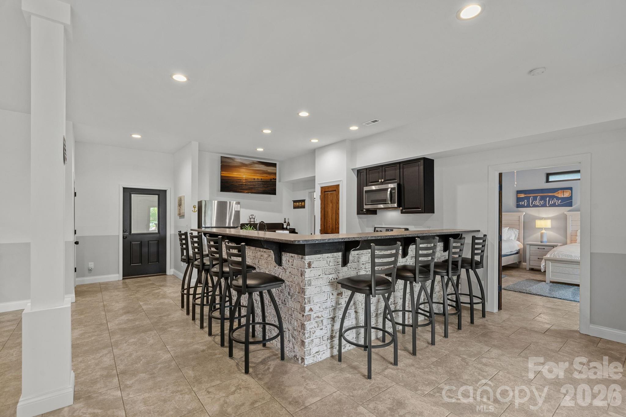 Single Family Residence at 160 Malibu Road, Mooresville, photo 28 of 48