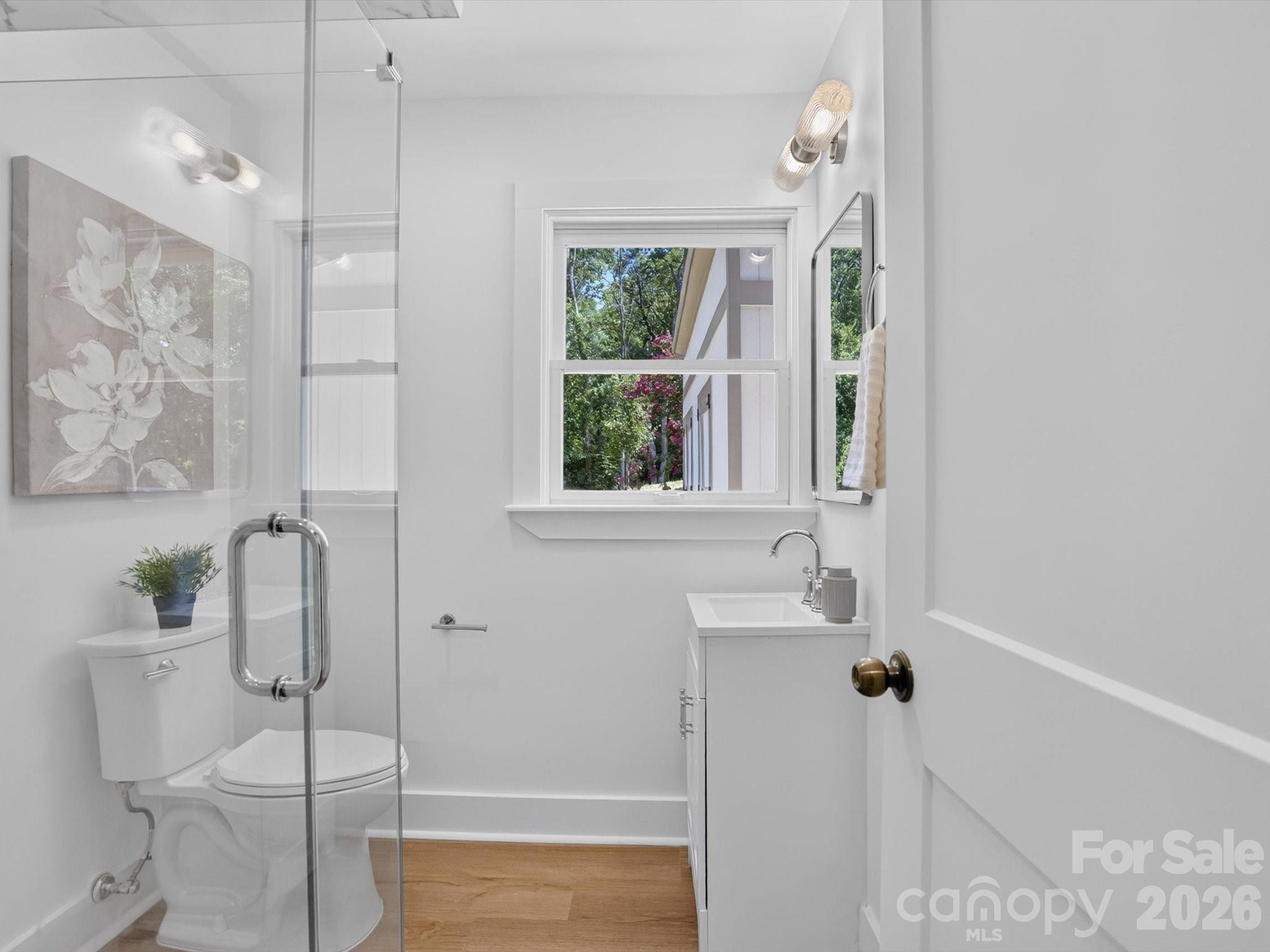 Fresh, functional bathroom design. - 2532 Sam Newell Road, Matthews