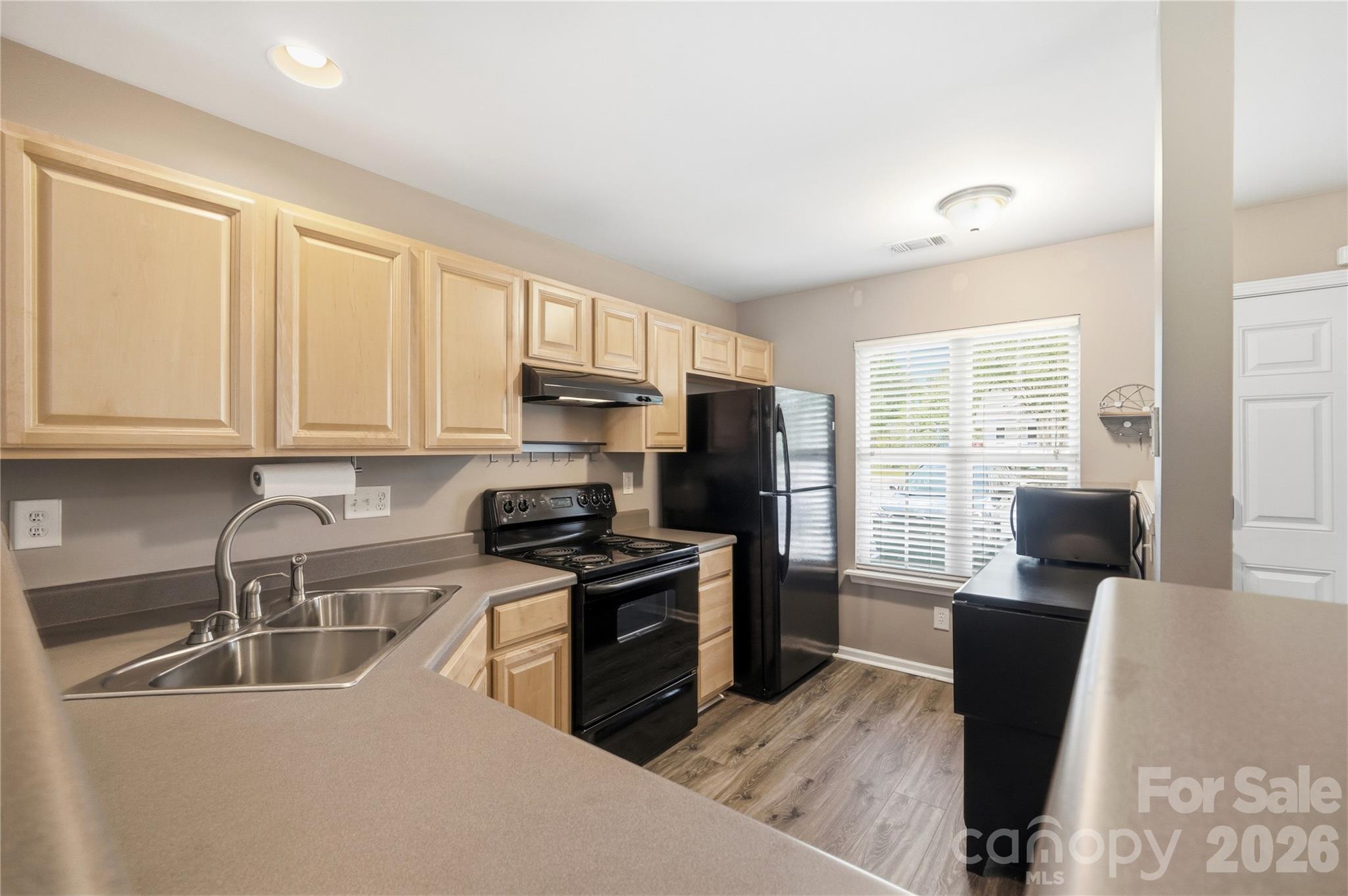 Townhouse at 2511 Brackley Place NW, Concord, photo 9 of 41