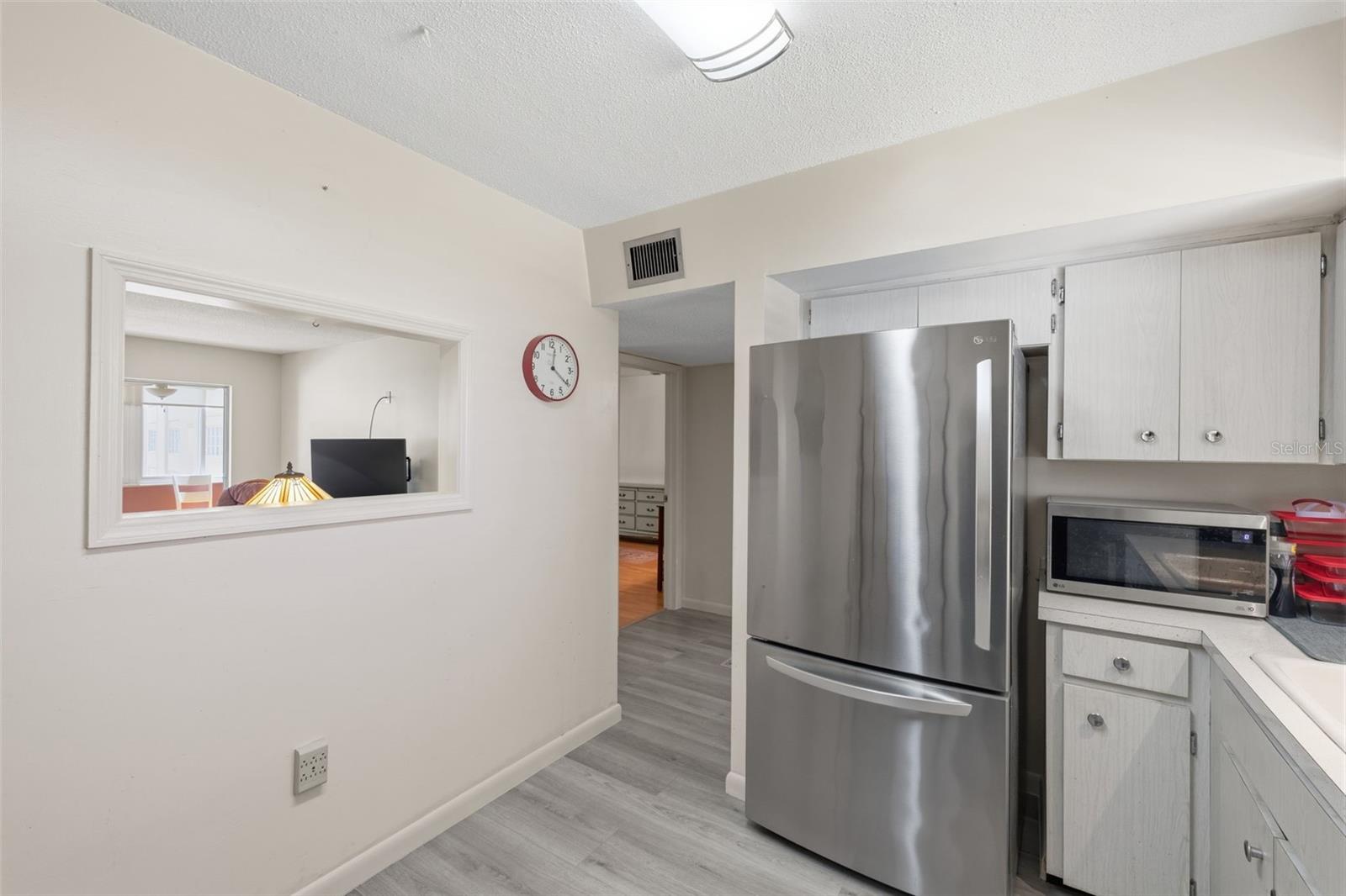 Condominium at 9940 47TH AVE N #216, ST PETERSBURG, photo 7 of 27