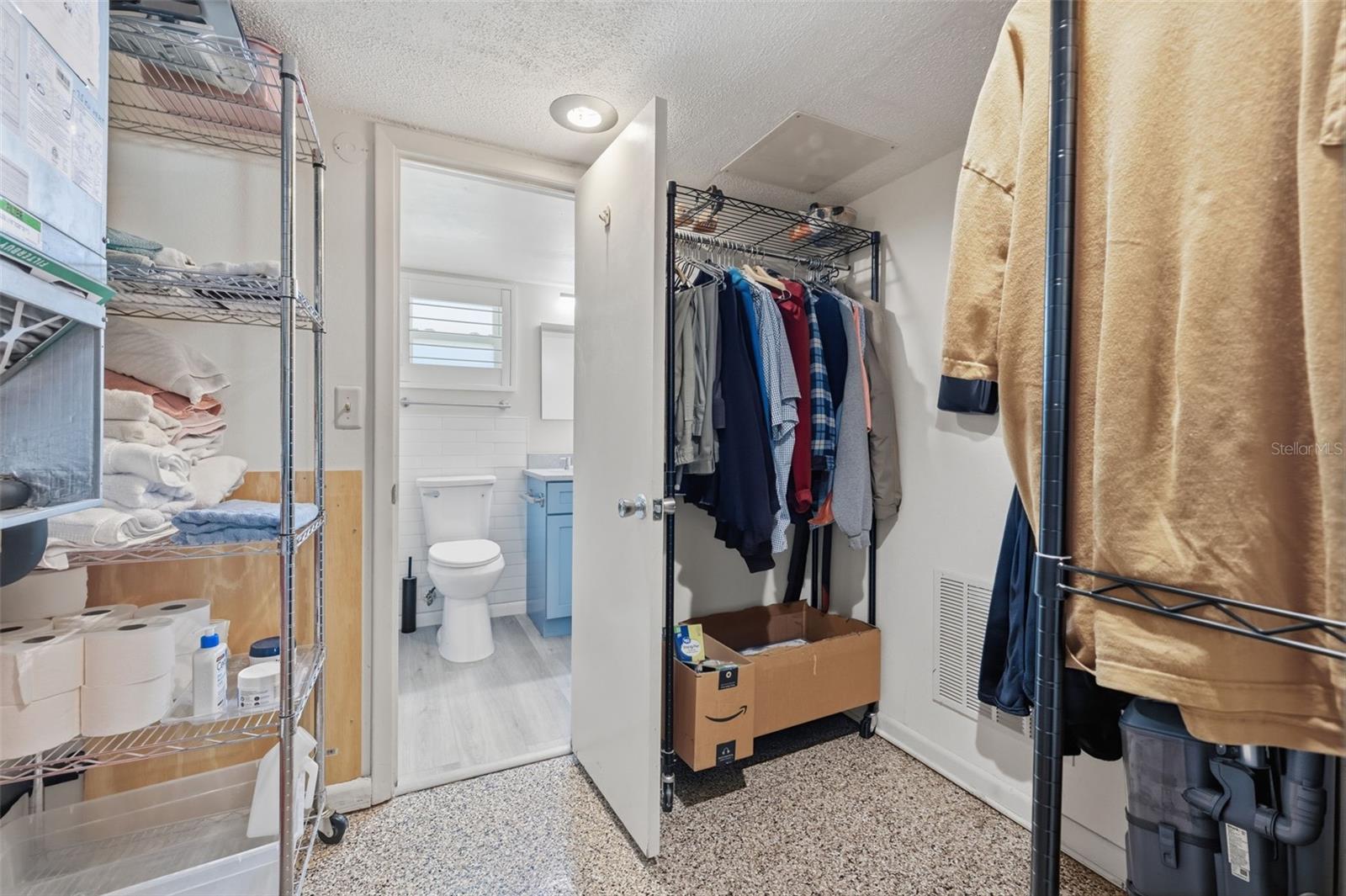 Condominium at 9940 47TH AVE N #216, ST PETERSBURG, photo 13 of 27