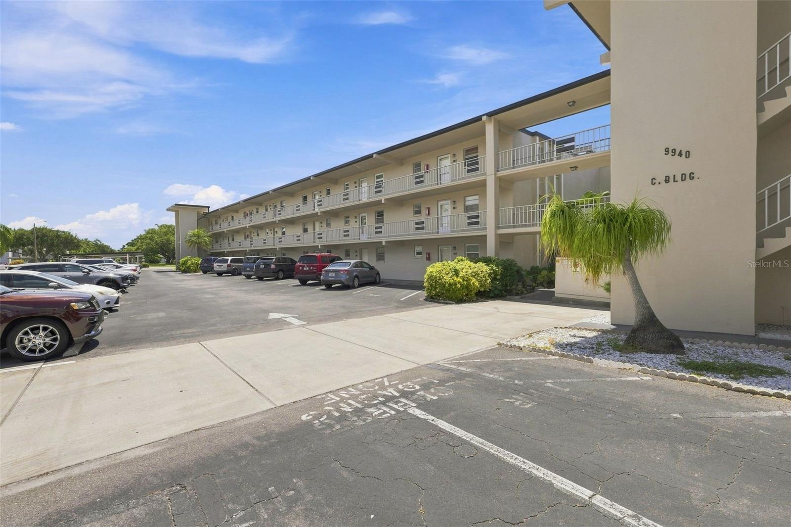 Condominium at 9940 47TH AVE N #216, ST PETERSBURG, photo 26 of 27