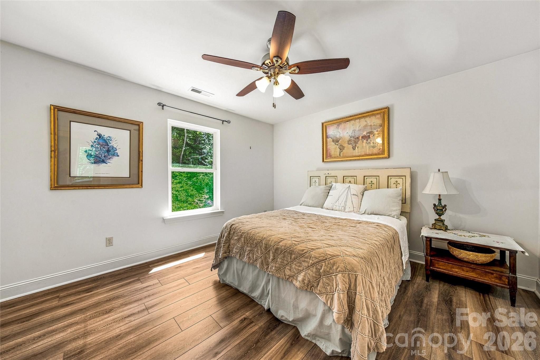 Guest bedroom - 820 Merrills Cove Road, Asheville