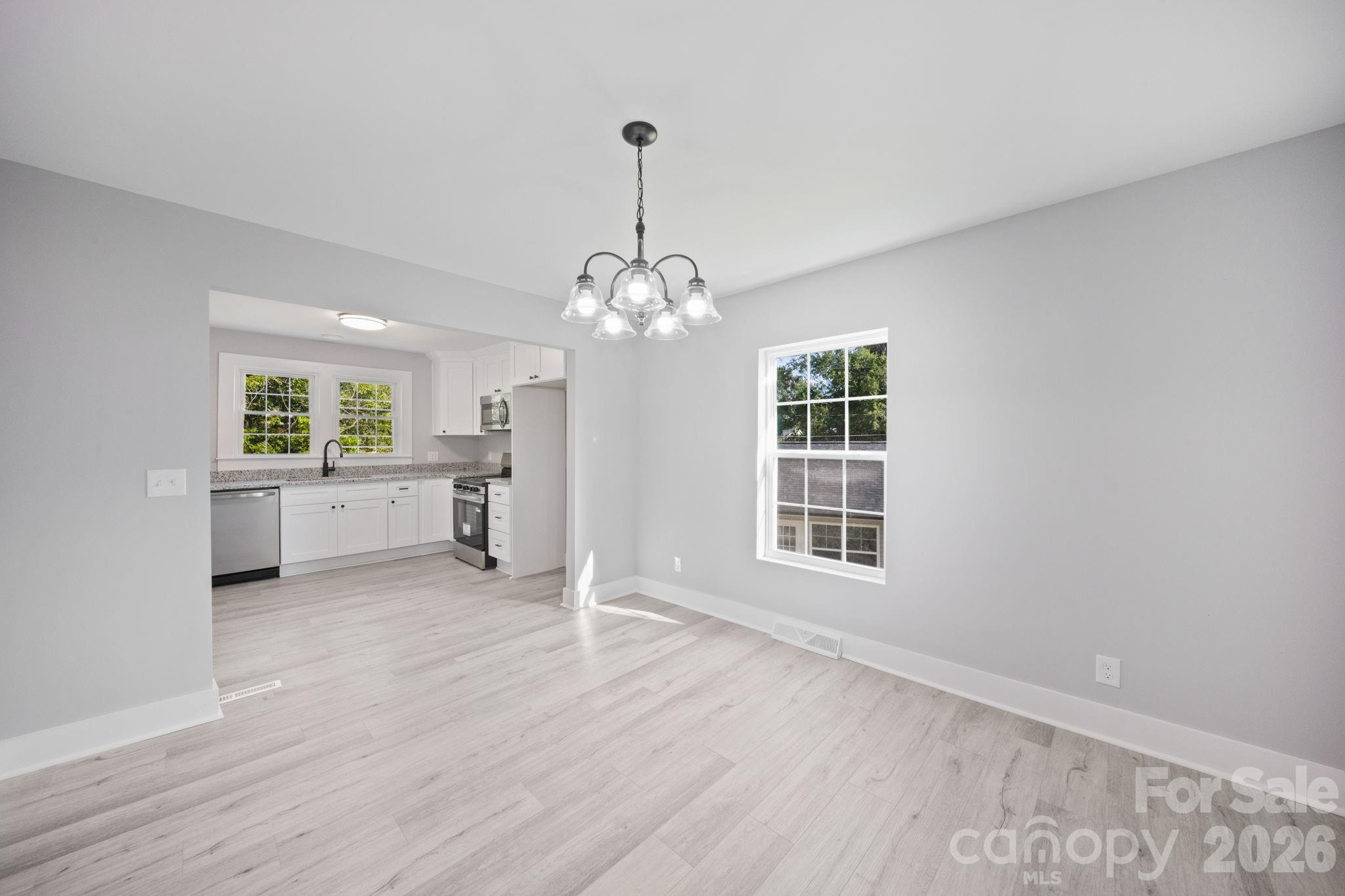Single Family Residence at 807 N Walnut Street, Kannapolis, photo 17 of 24