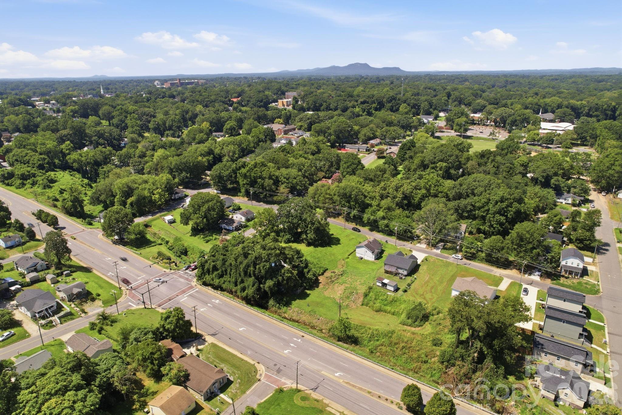 Lot at 911 N Chester Street, Gastonia, photo 3 of 12