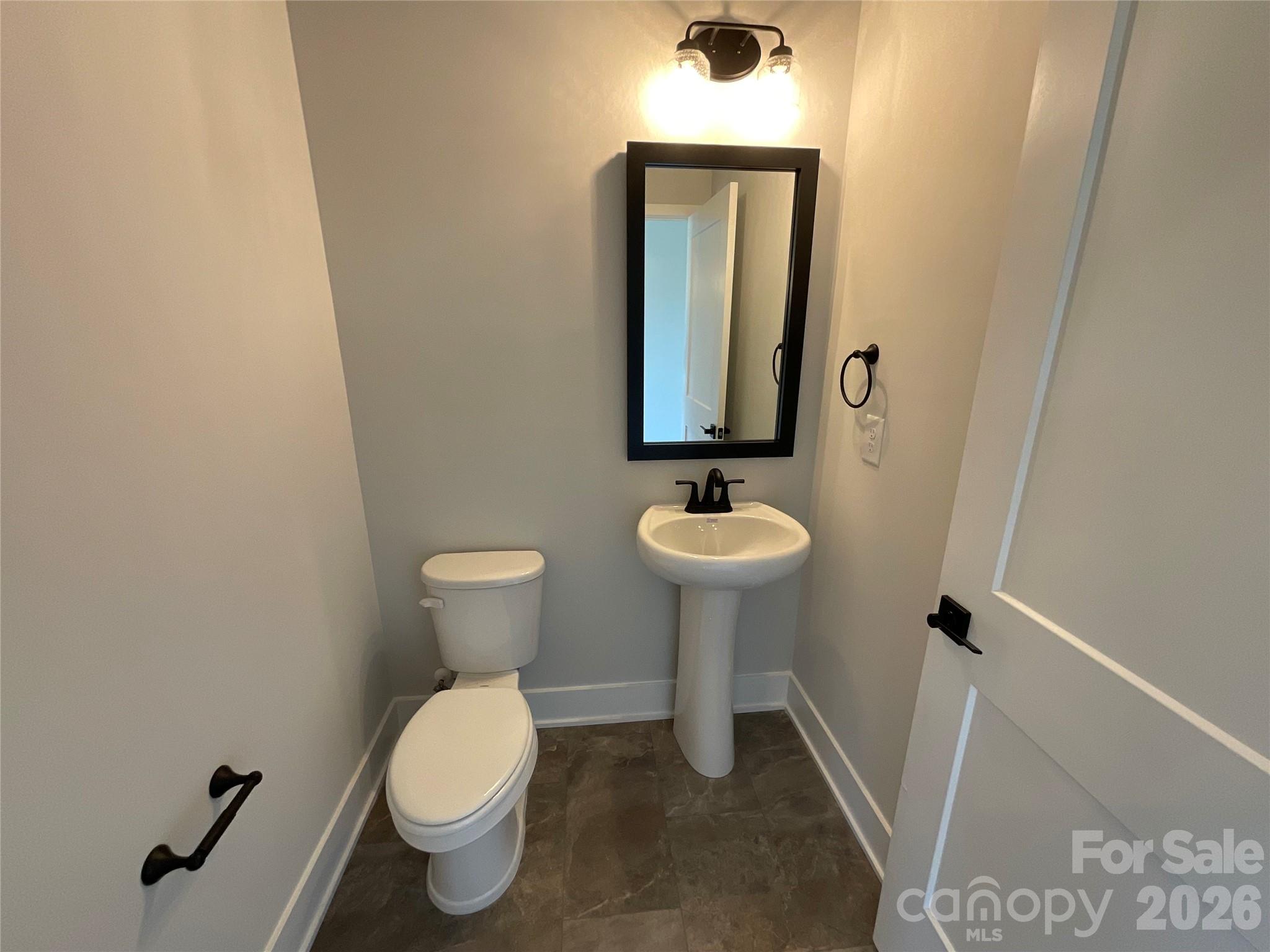 Half bath - 156 Kerr Walk Drive, Statesville