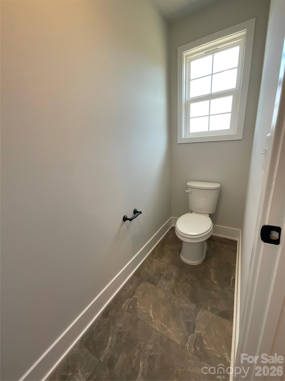 Water Closet in Primary Bathroom - 156 Kerr Walk Drive, Statesville