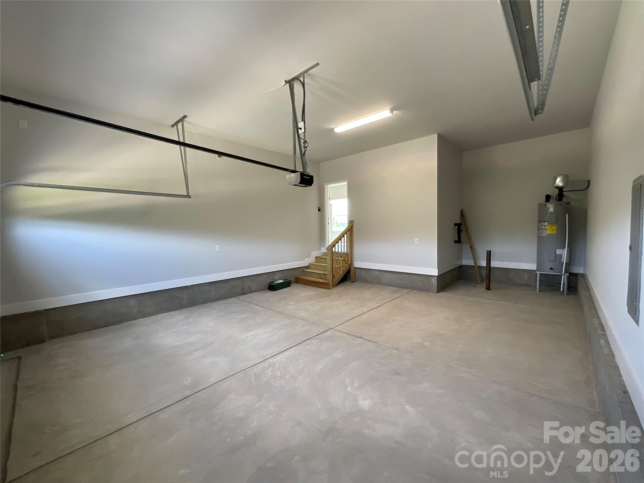 Garage - 156 Kerr Walk Drive, Statesville