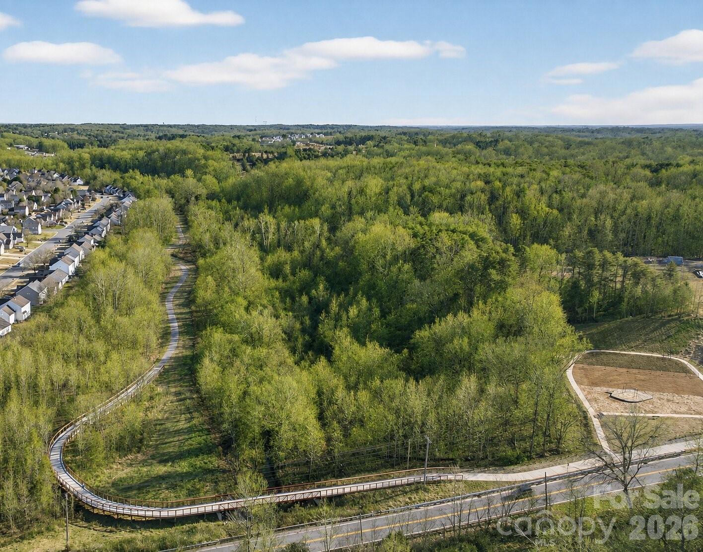 Direct Dye Creek Greenway Access to 2 Miles paved trails - 114 Plover Lane, Mooresville