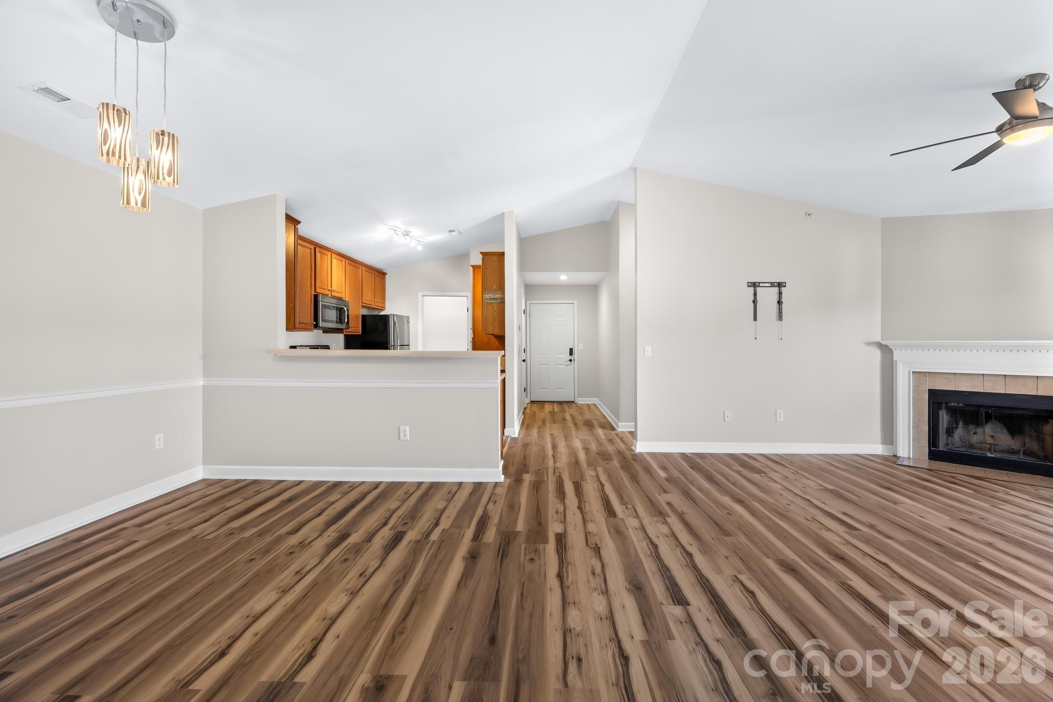 Condominium at 19747 Deer Valley Drive, Cornelius, photo 7 of 34