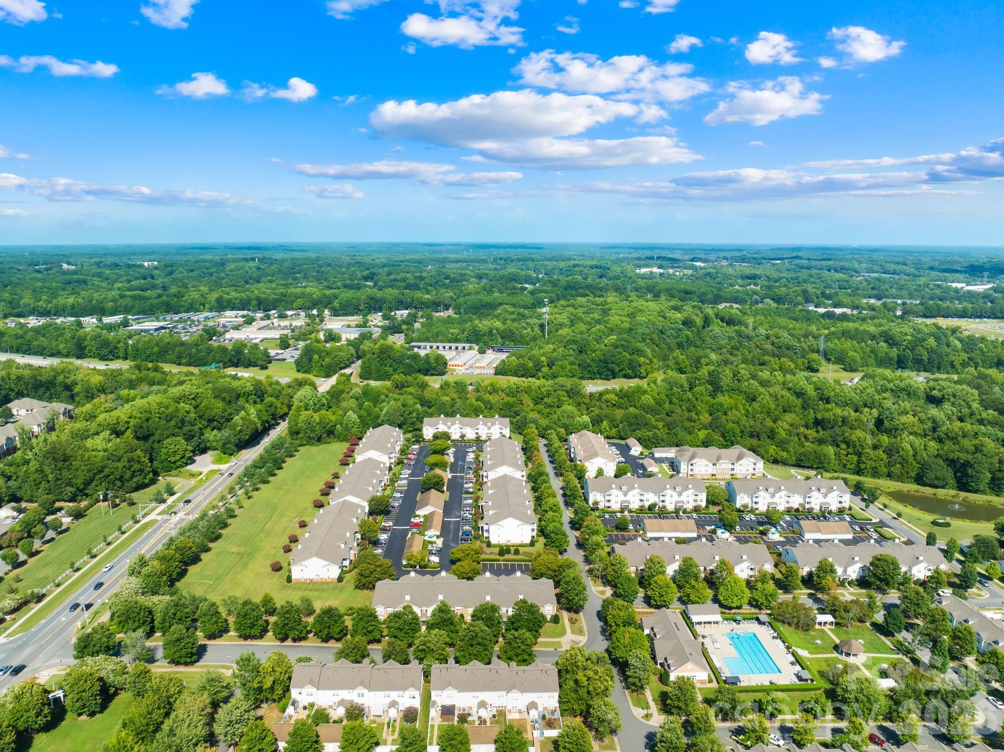 Condominium at 19747 Deer Valley Drive, Cornelius, photo 32 of 34