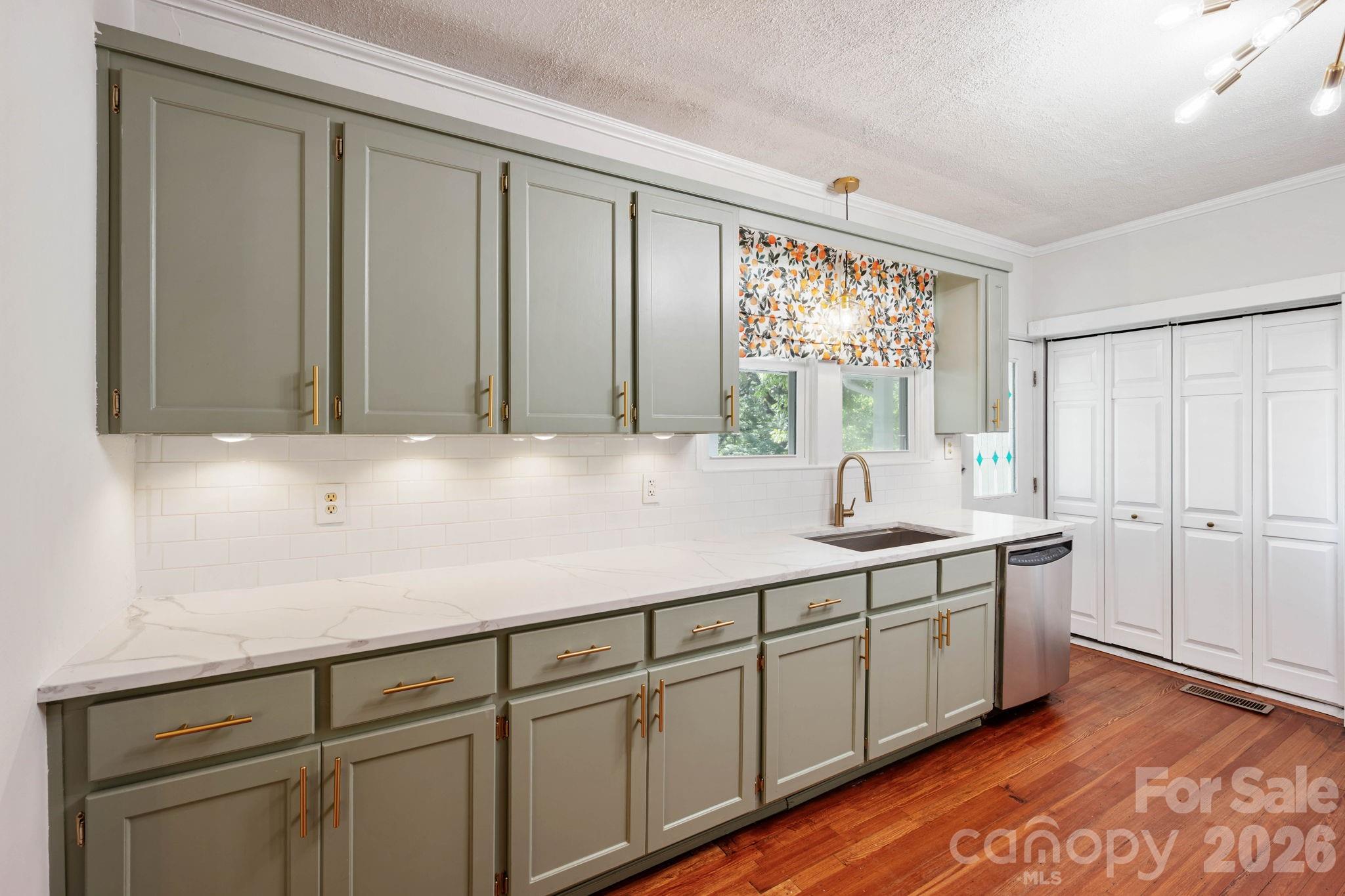 Single Family Residence at 441 8th Avenue Drive NW, Hickory, photo 13 of 45