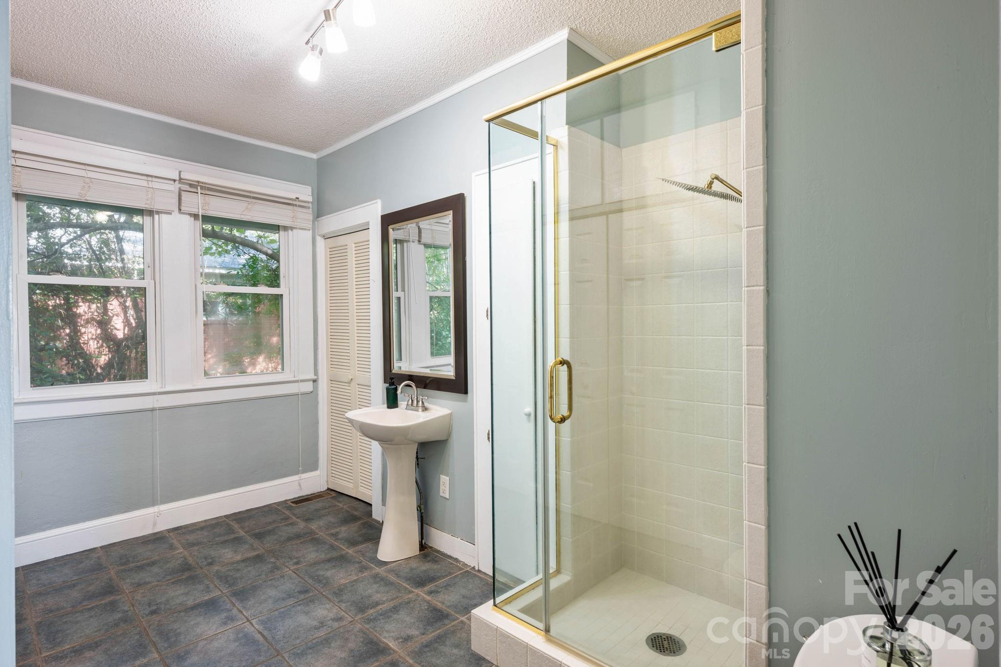 Single Family Residence at 441 8th Avenue Drive NW, Hickory, photo 25 of 45
