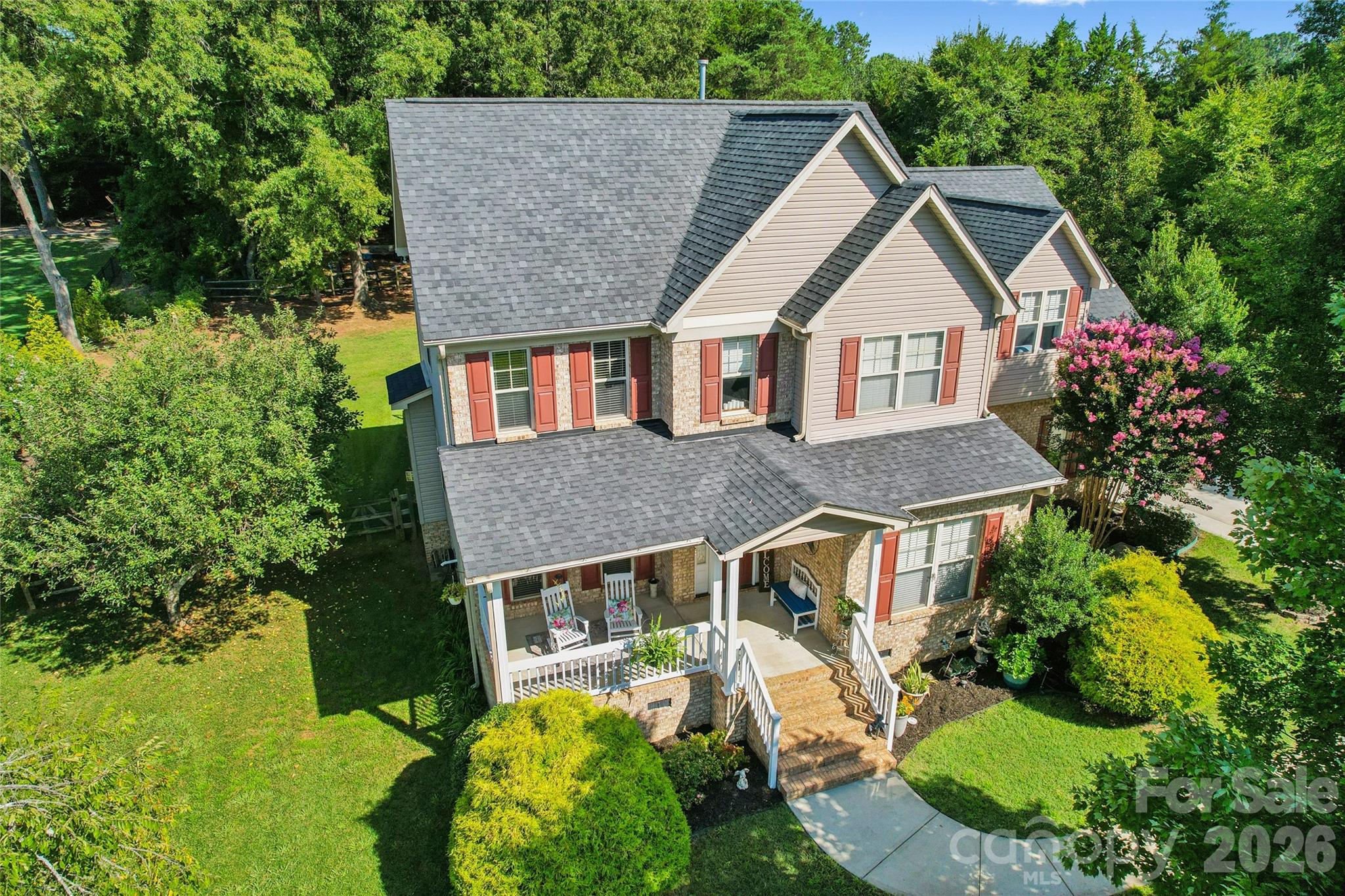 Single Family Residence at 447 Shelby Ann Lane, Rock Hill, photo 2 of 48