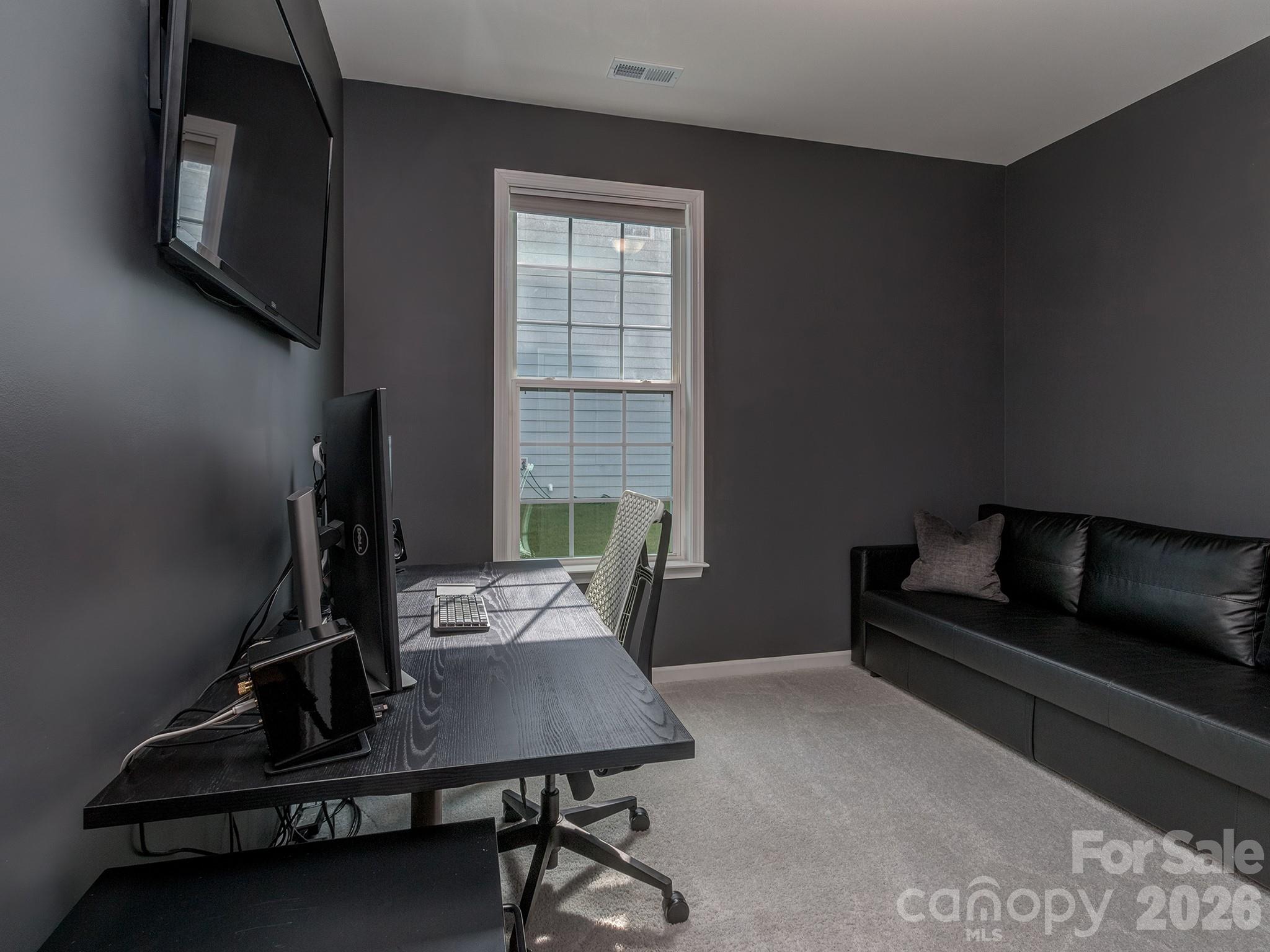 Single Family Residence at 12527 Journeys End Trail, Huntersville, photo 18 of 28