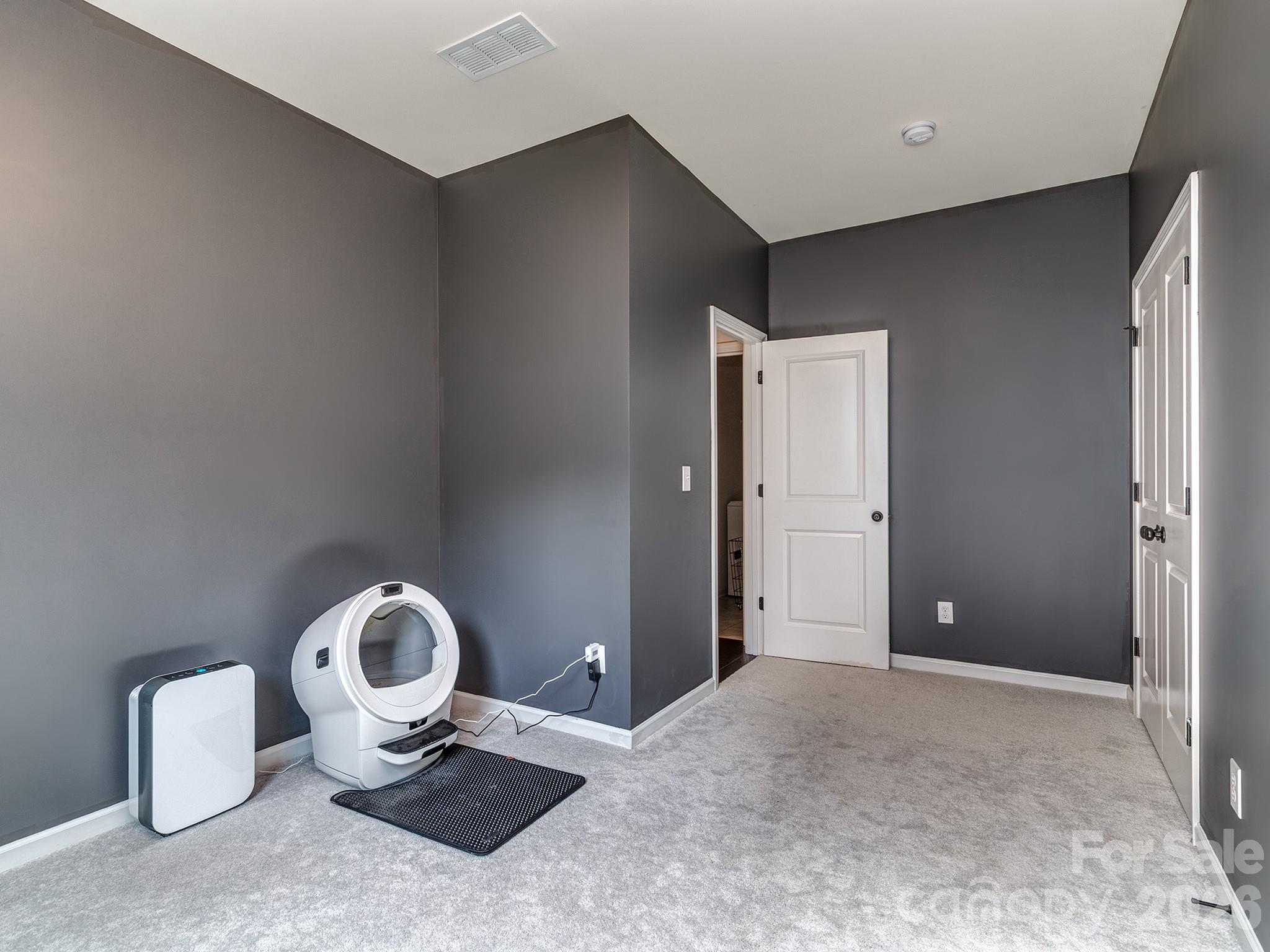 Single Family Residence at 12527 Journeys End Trail, Huntersville, photo 19 of 28