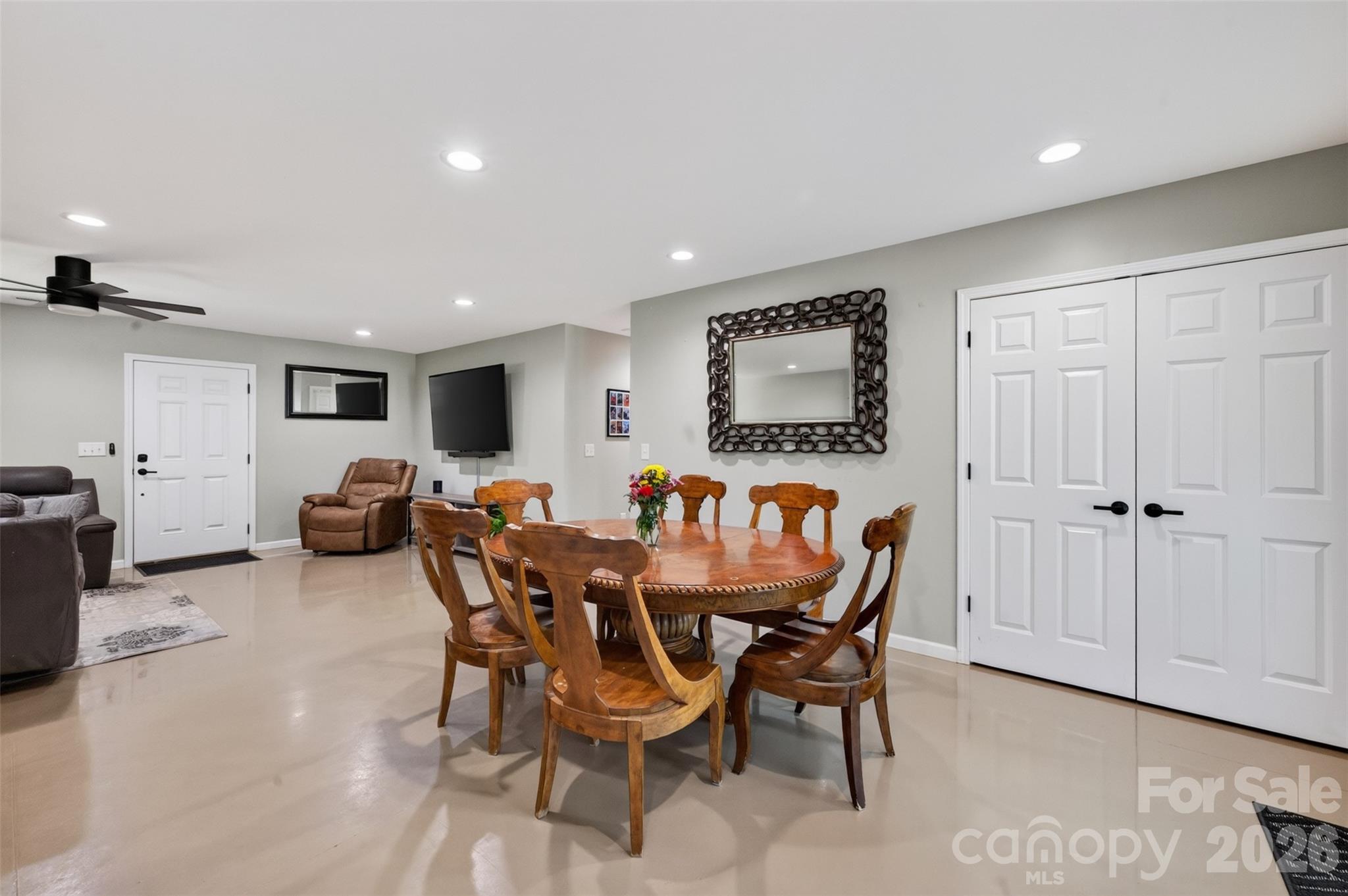 Single Family Residence at 4807 Stratford Lane, Denver, photo 24 of 44