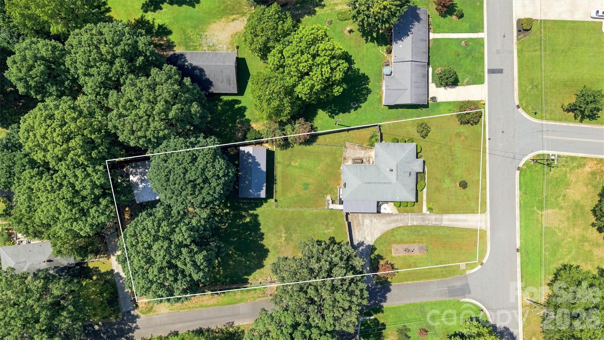 .72 acre lot. Tons of privacy in the heart of Troutman NC. - 148 Era Street, Troutman