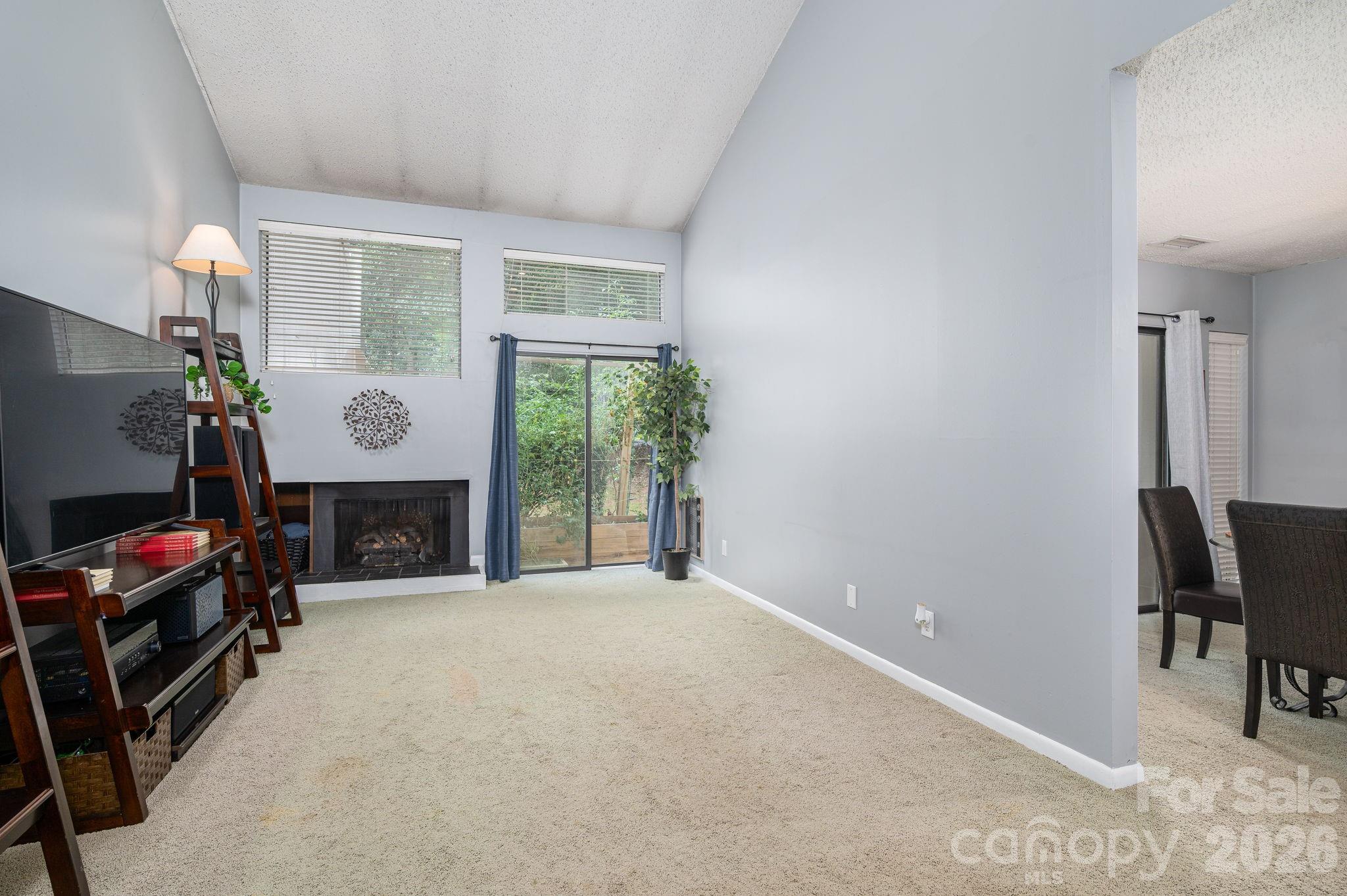 Condominium at 182 Riverview Terrace, Clover, photo 13 of 29