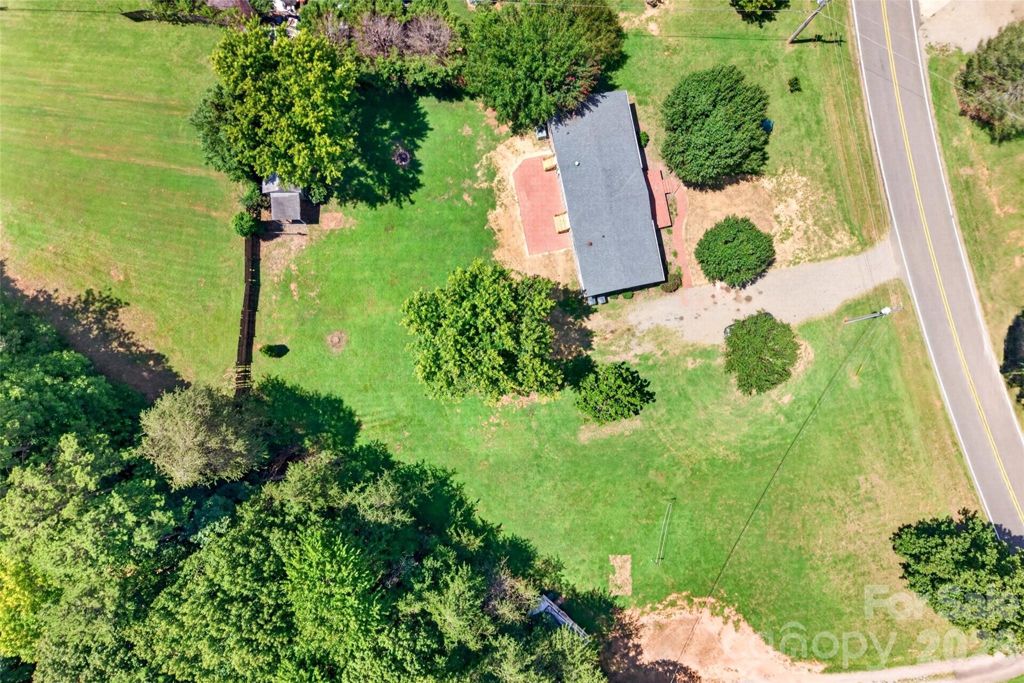 Single Family Residence at 3312 Amity Hill Road, Statesville, photo 22 of 27