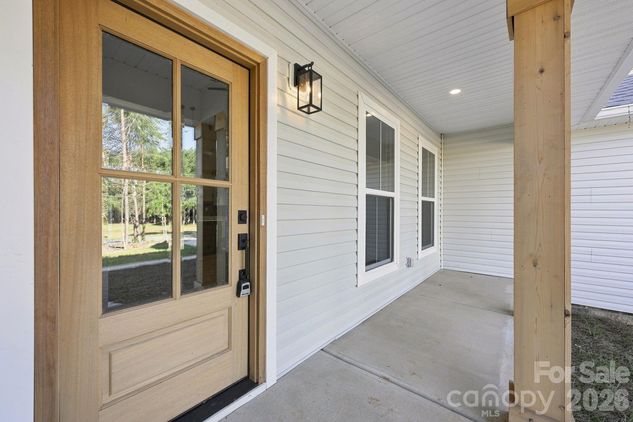 Single Family Residence at 2271 Lee Lawing Road, Lincolnton, photo 3 of 30