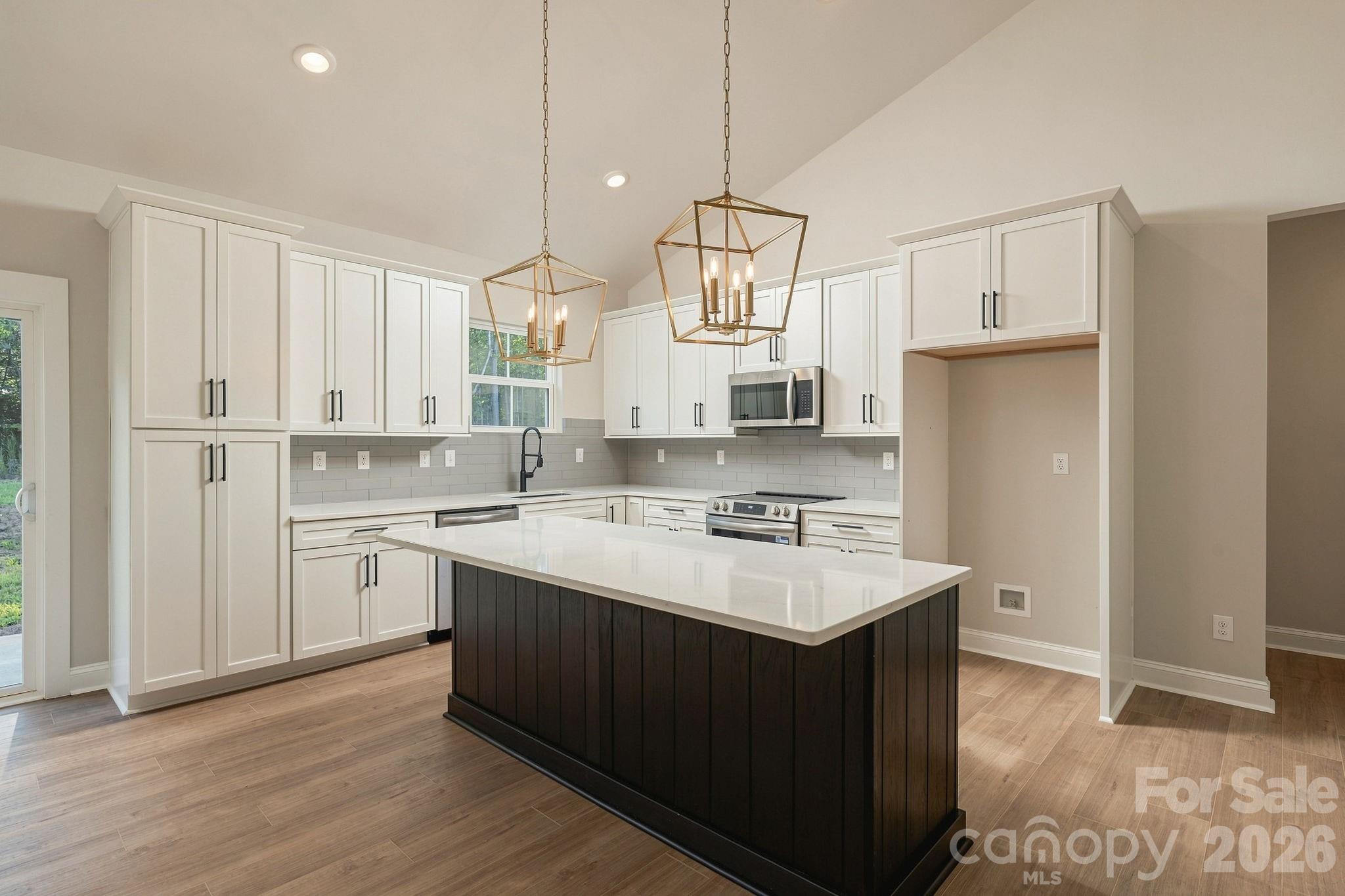 Single Family Residence at 2271 Lee Lawing Road, Lincolnton, photo 5 of 30