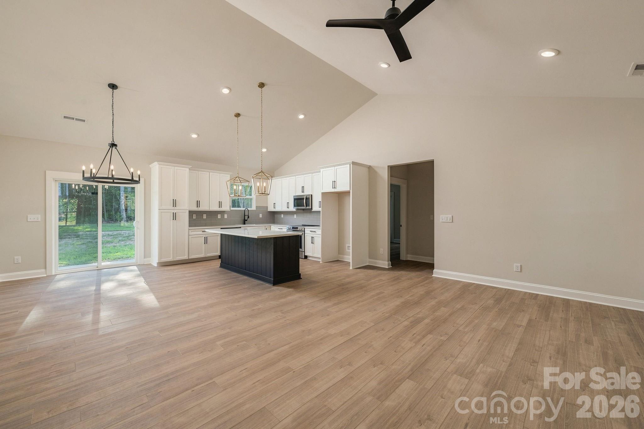 Single Family Residence at 2271 Lee Lawing Road, Lincolnton, photo 10 of 30