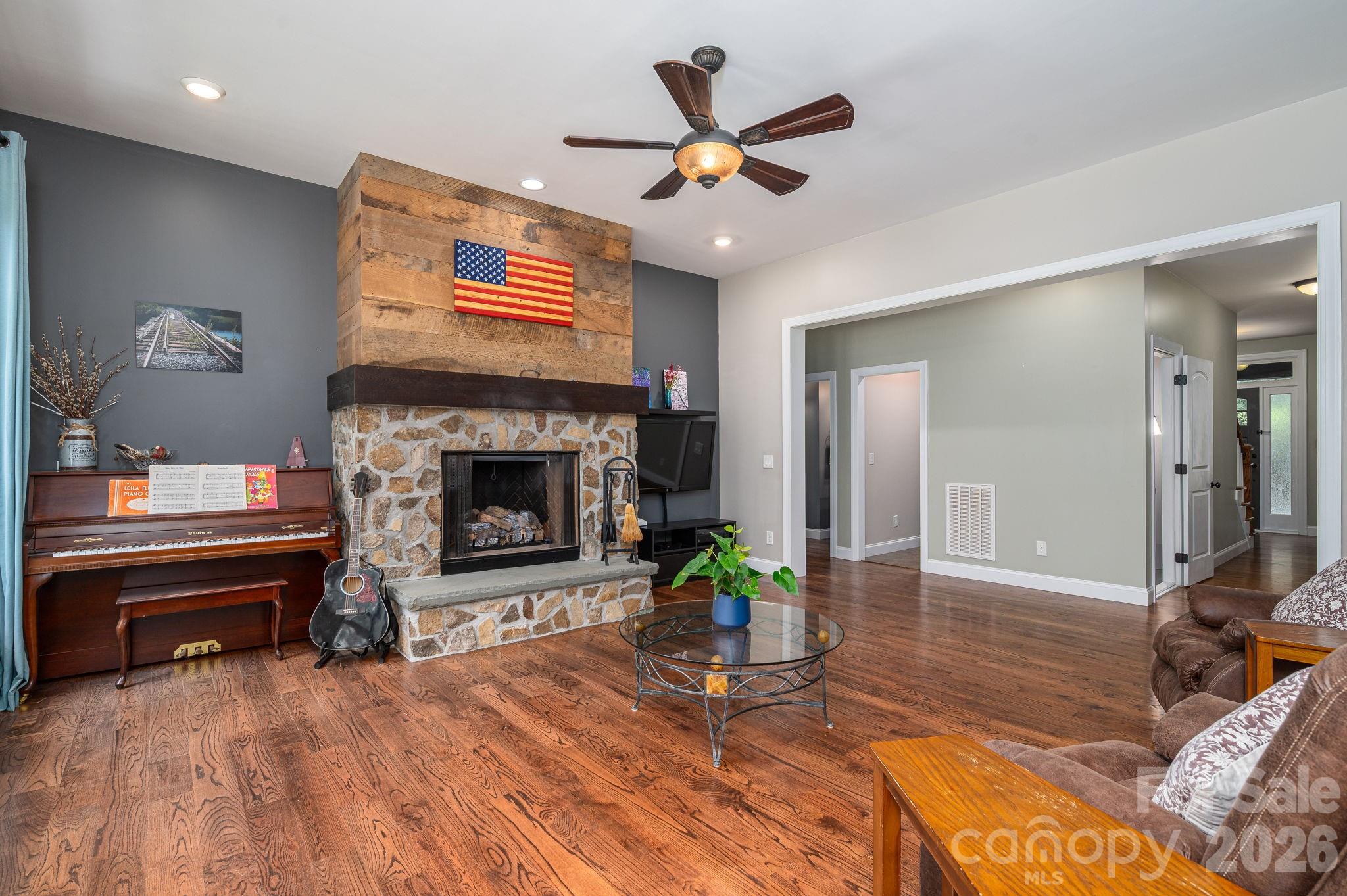 Single Family Residence at 1903 Miners Creek Drive, Lincolnton, photo 19 of 48
