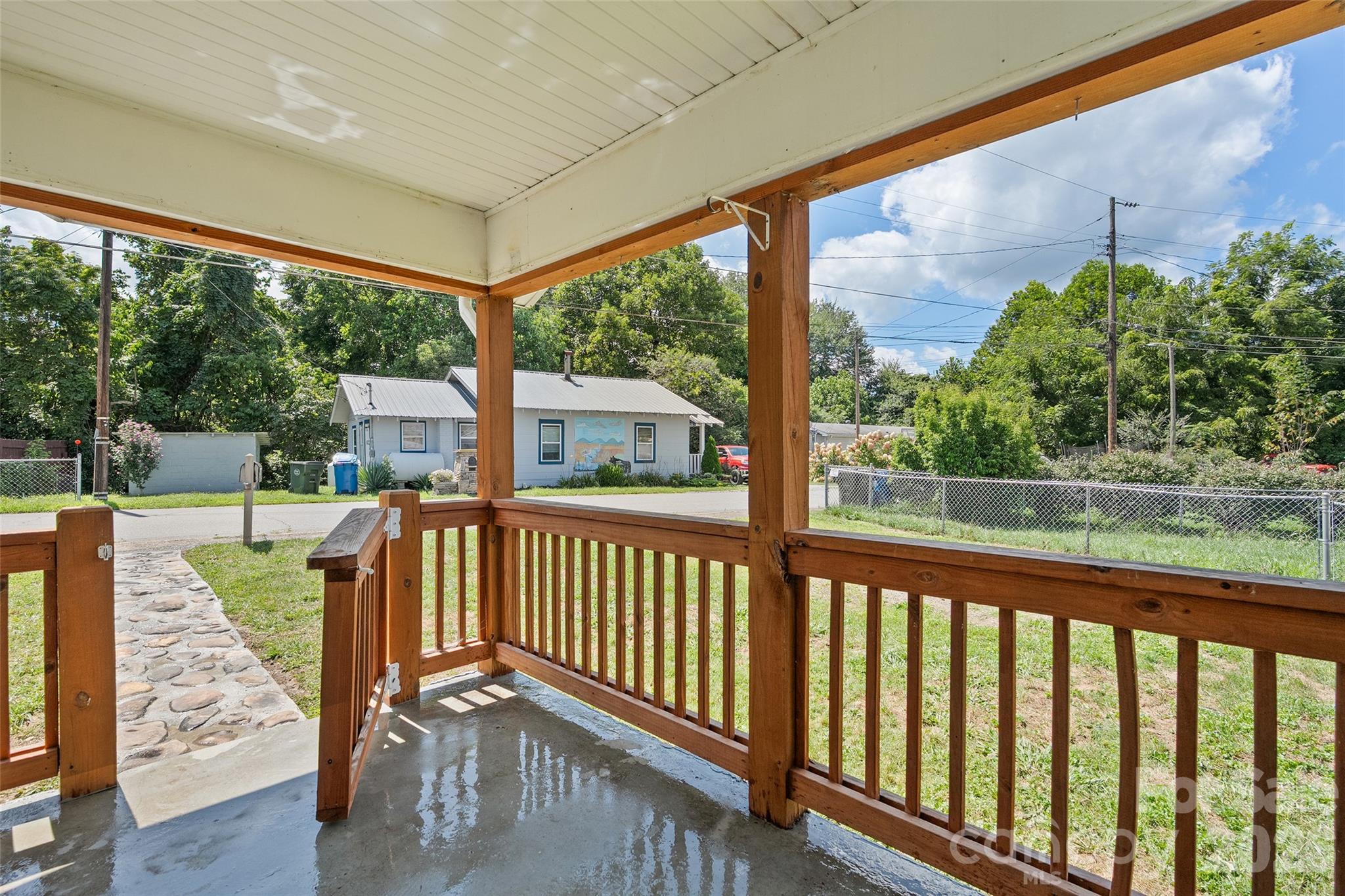 Single Family Residence at 417 Riverbend Street, Waynesville, photo 27 of 31