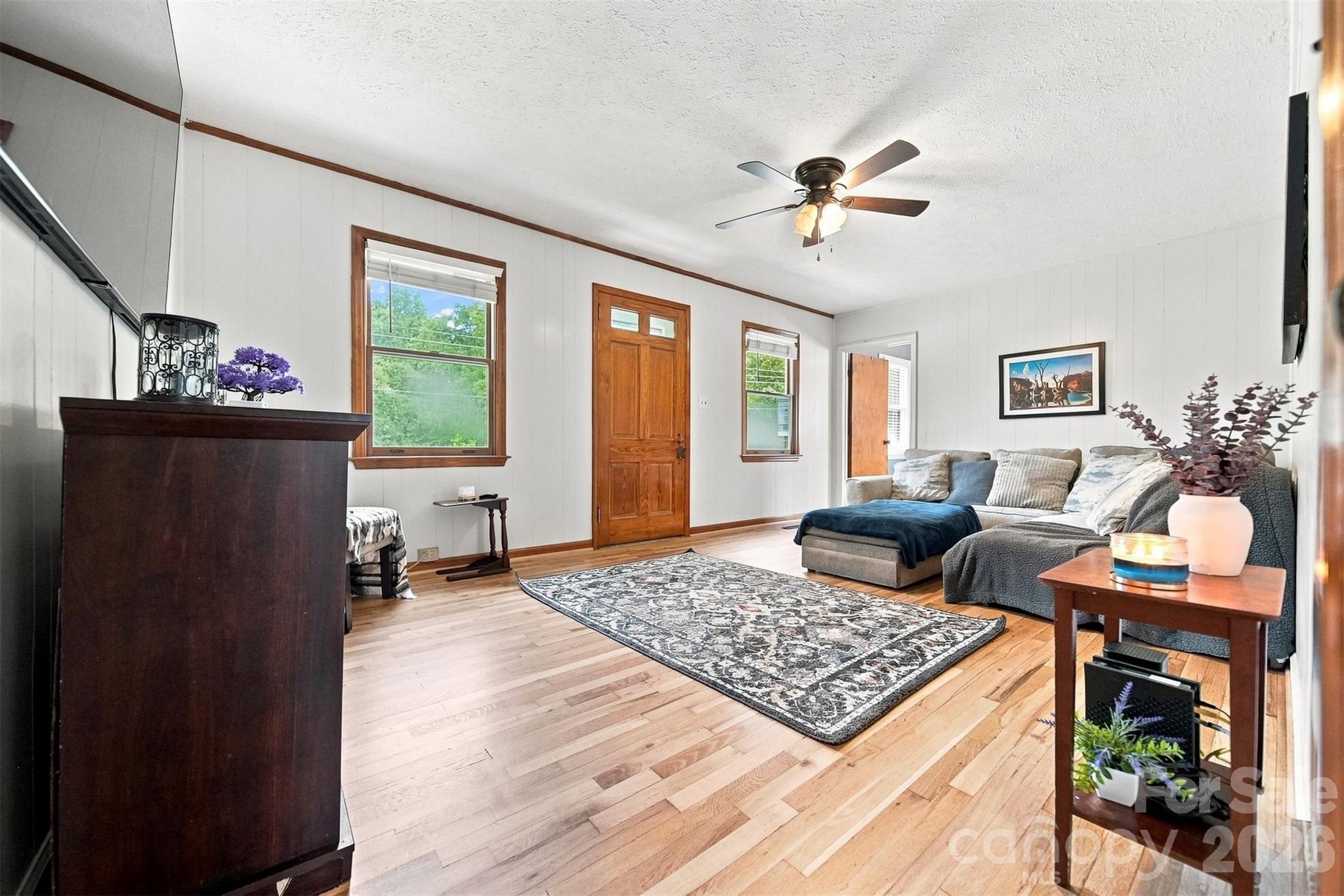 Single Family Residence at 512 Garrou Avenue SE, Valdese, photo 6 of 48