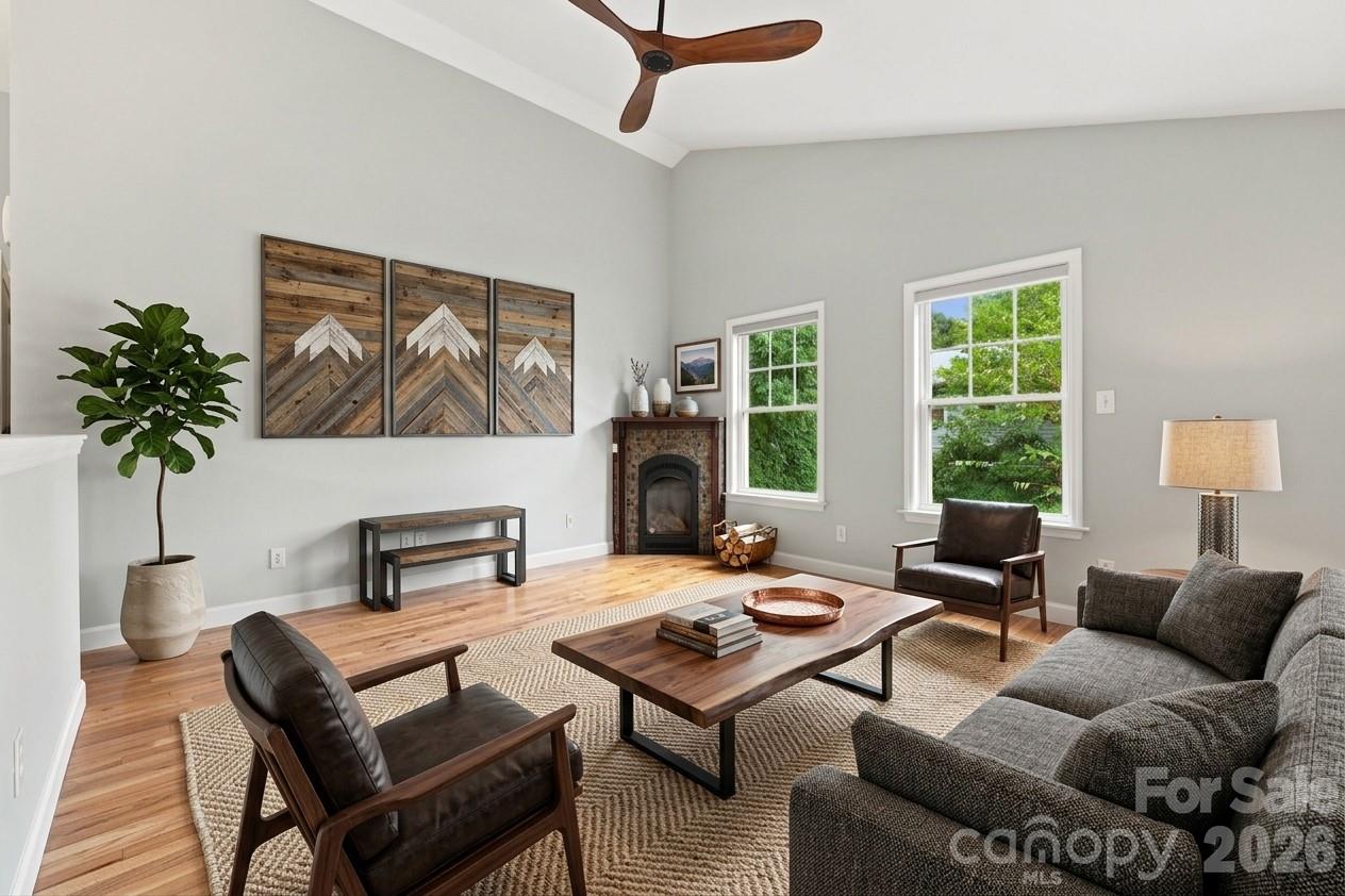 Virtually staged: digitally enhanced for illustrative purposes only. - 146 Courtland Avenue, Asheville