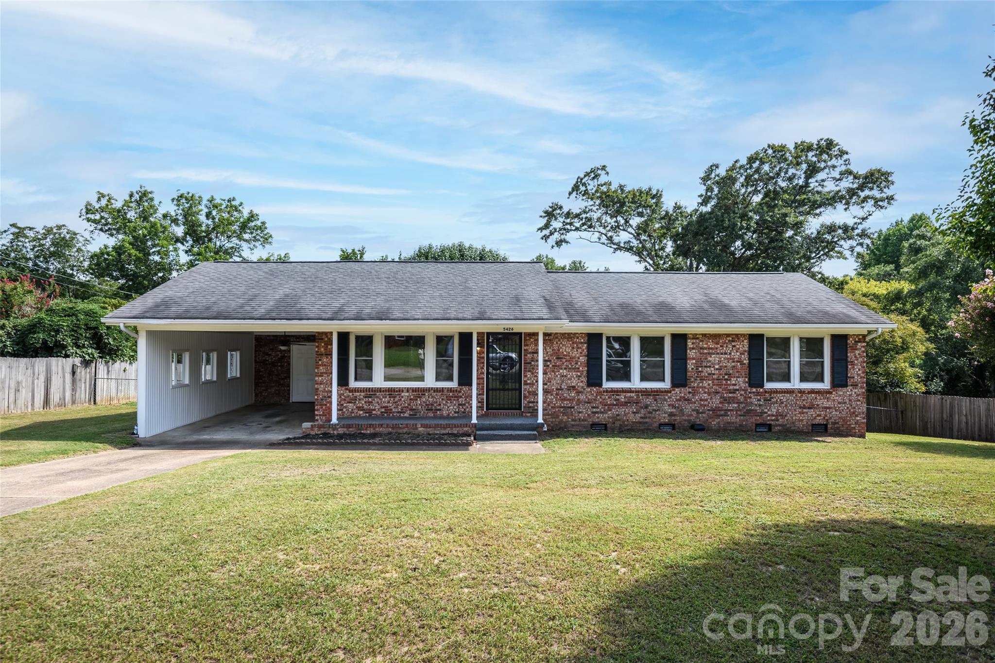 Single Family Residence at 5426 Oakcrest Road, Sumter, photo 5 of 47