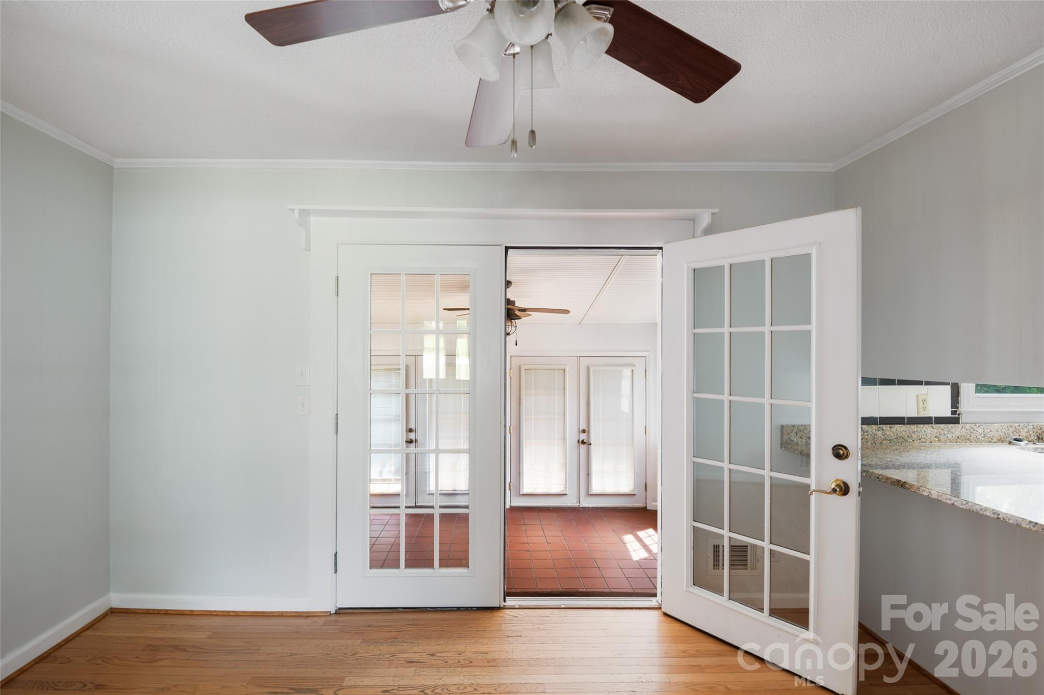Single Family Residence at 5426 Oakcrest Road, Sumter, photo 18 of 47