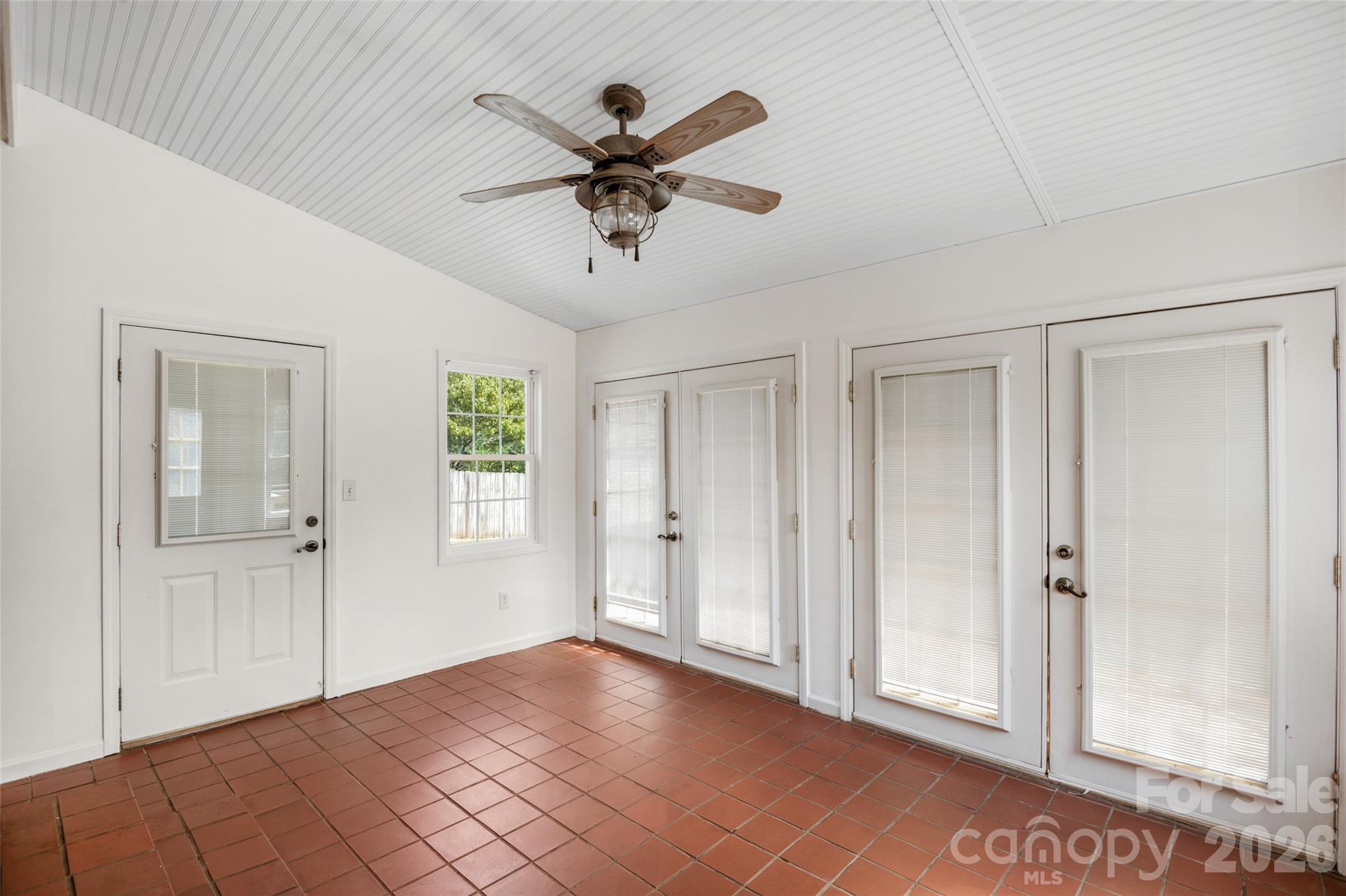 Single Family Residence at 5426 Oakcrest Road, Sumter, photo 37 of 47