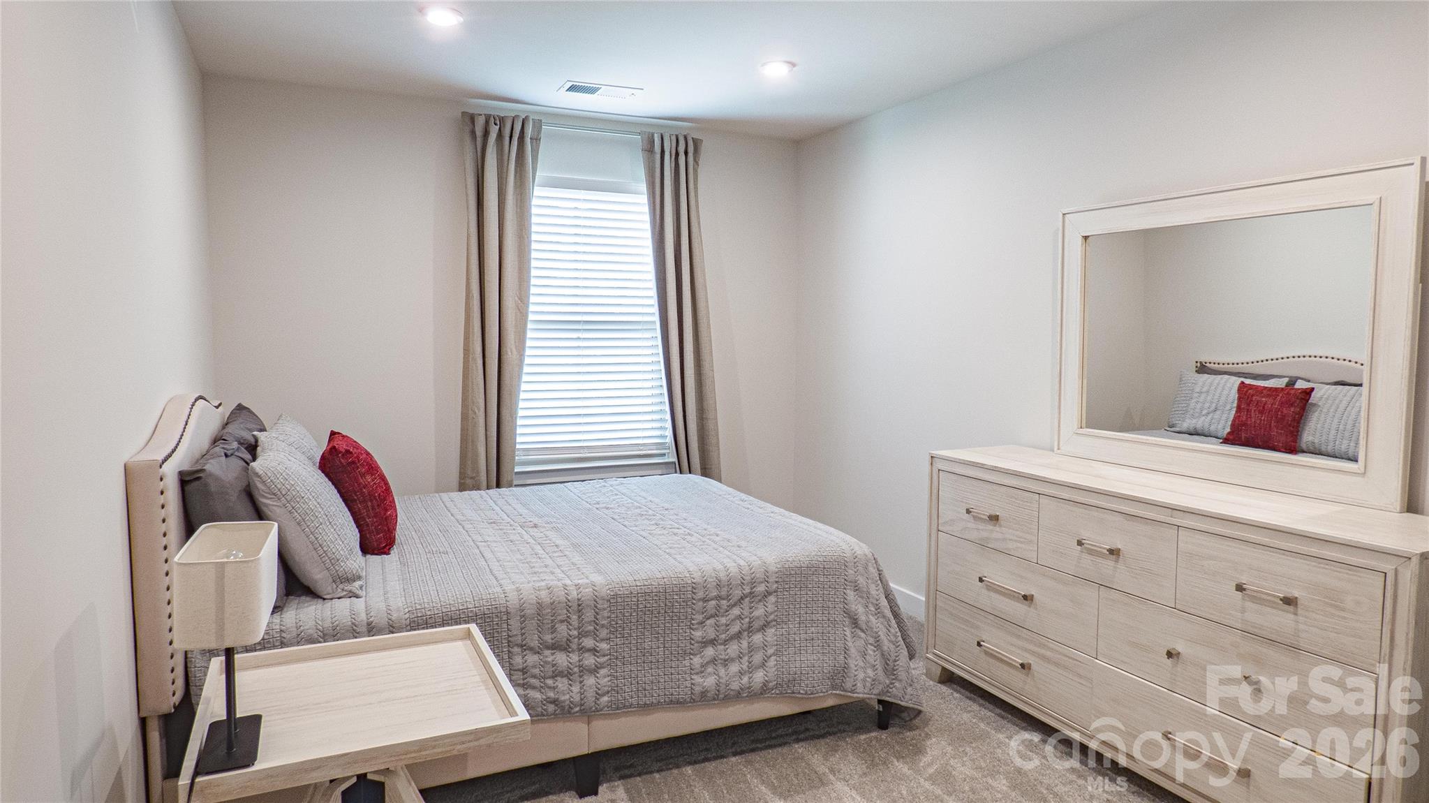 Townhouse at 125 Lanyard Drive, Mooresville, photo 23 of 39